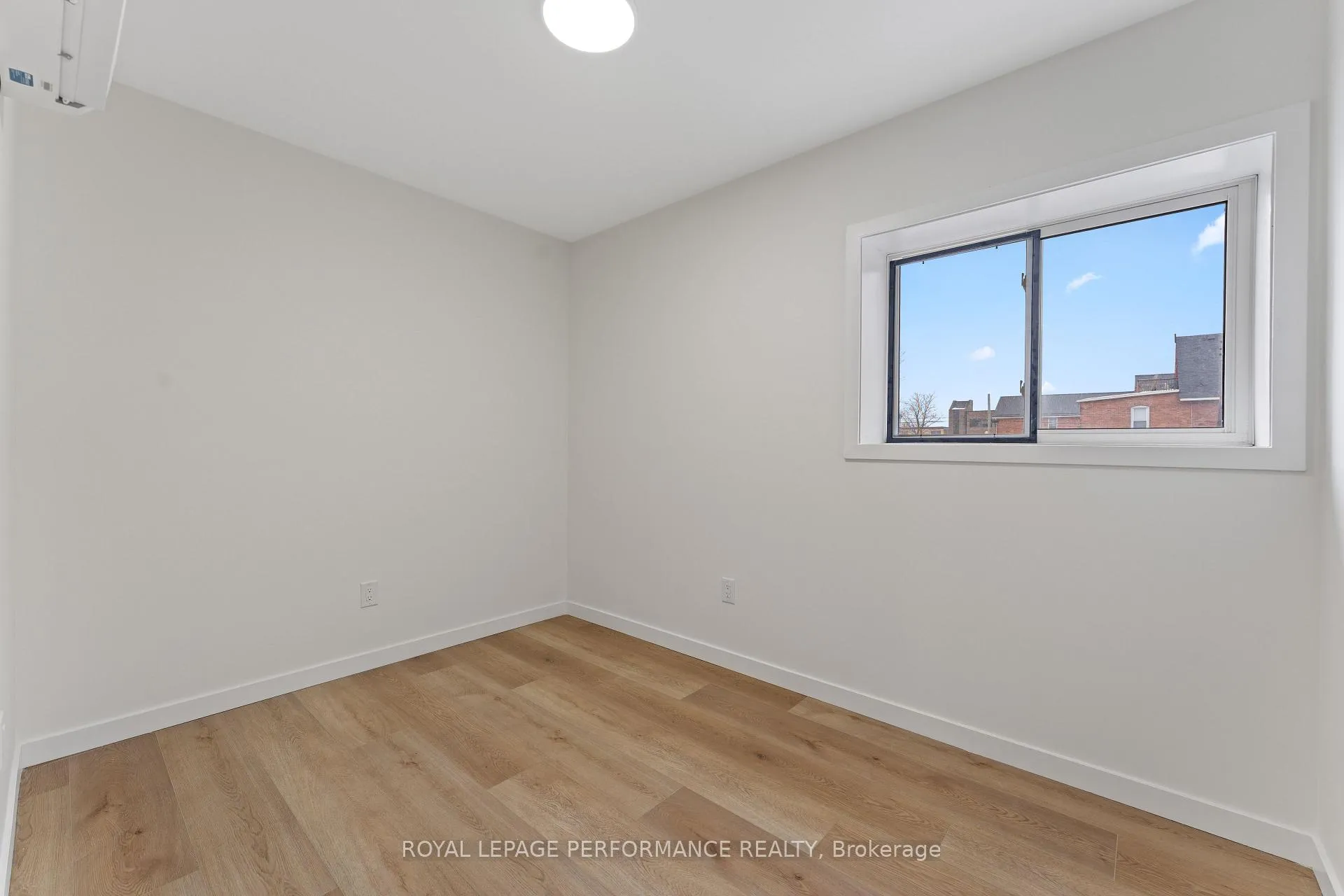 Photo 9 of Unit 5, 102 Sydney Street, Cornwall — HOMEH