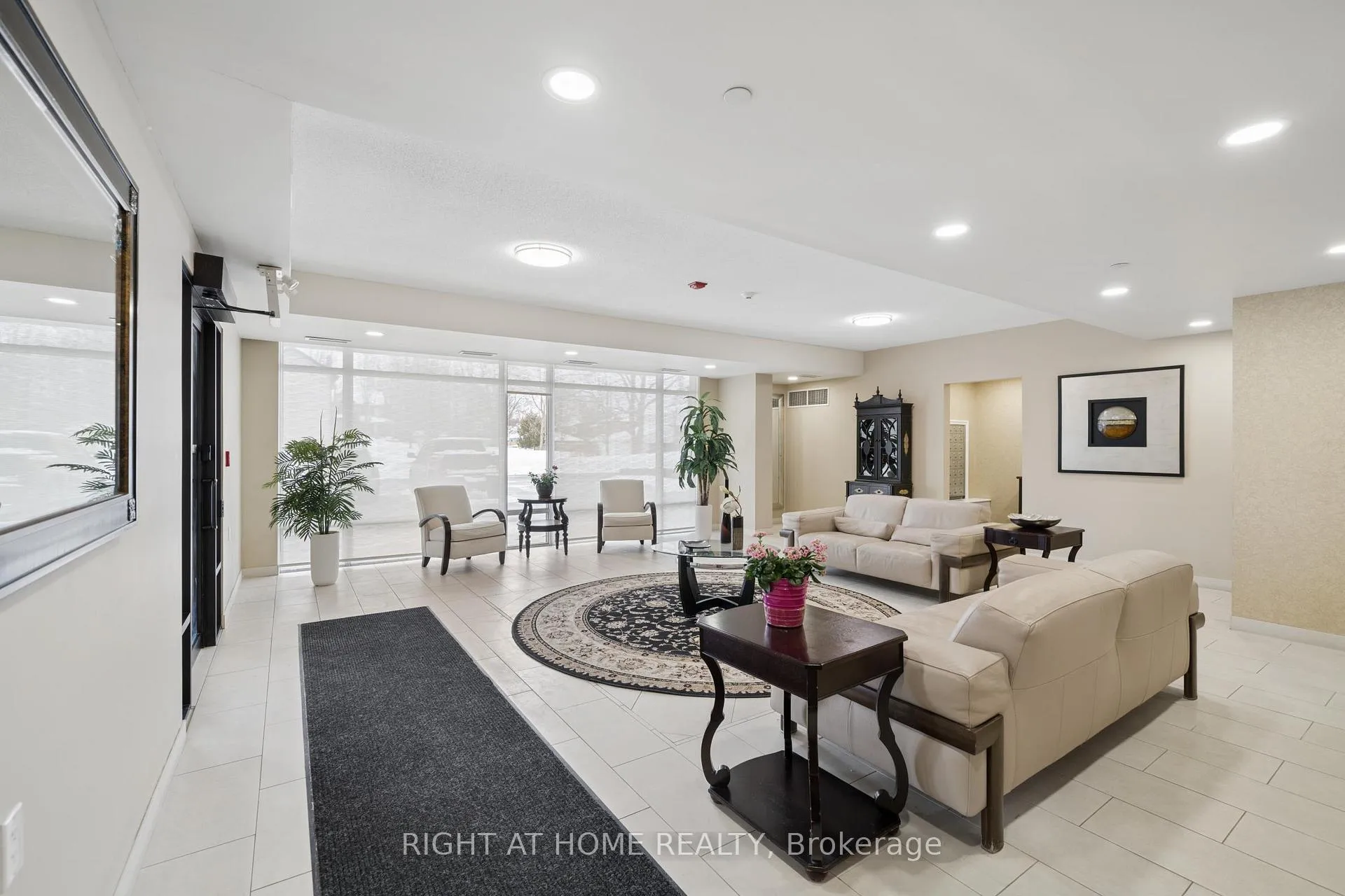Photo 3 of Unit 310, 171 Shanly Street, Scugog, Port Perry — HOMEH