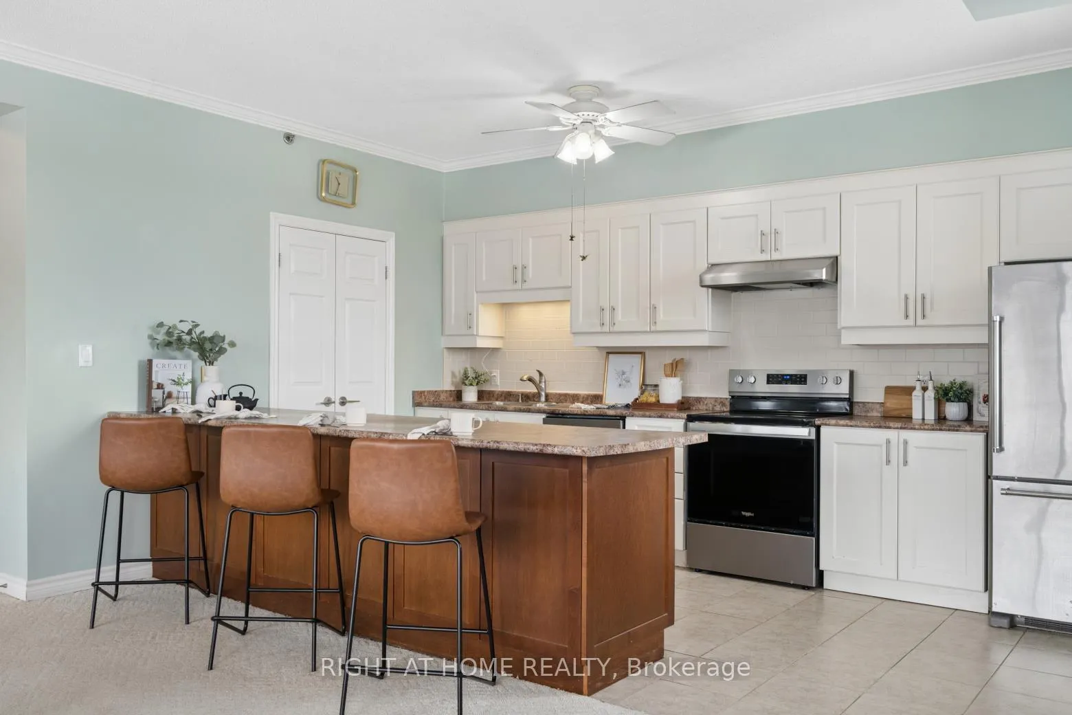 Photo 11 of Unit 310, 171 Shanly Street, Scugog, Port Perry — HOMEH