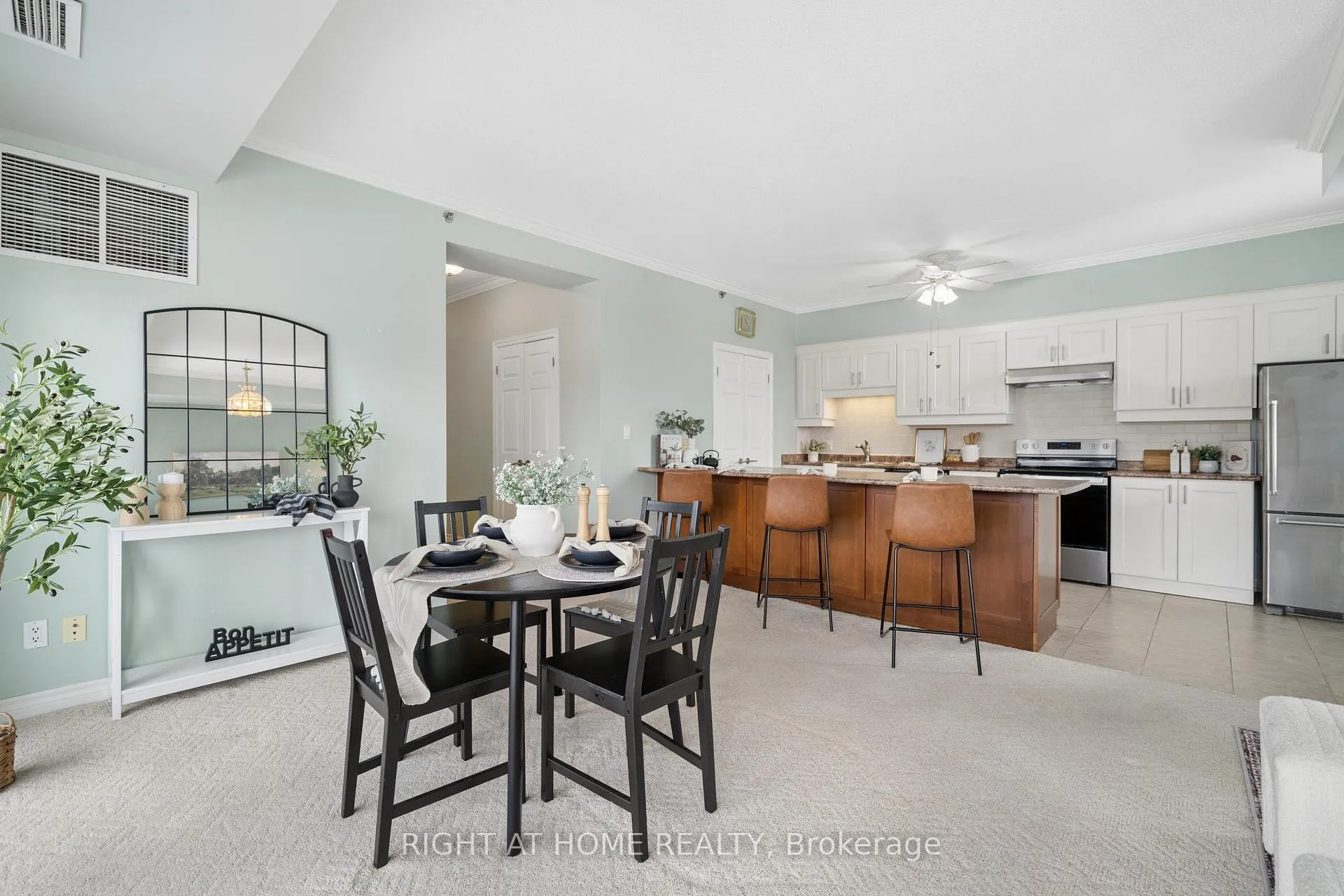 Photo 17 of Unit 310, 171 Shanly Street, Scugog, Port Perry — HOMEH