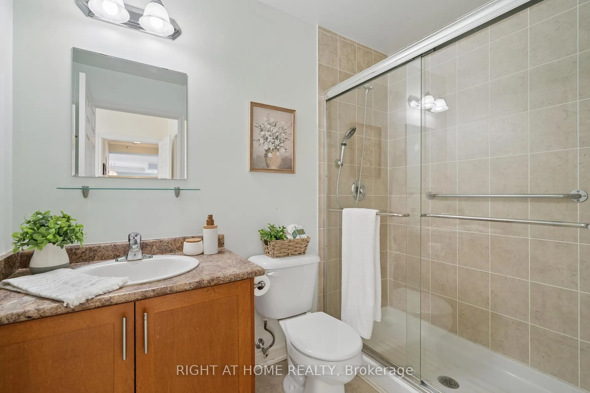 Photo 25 of Unit 310, 171 Shanly Street, Scugog, Port Perry — HOMEH