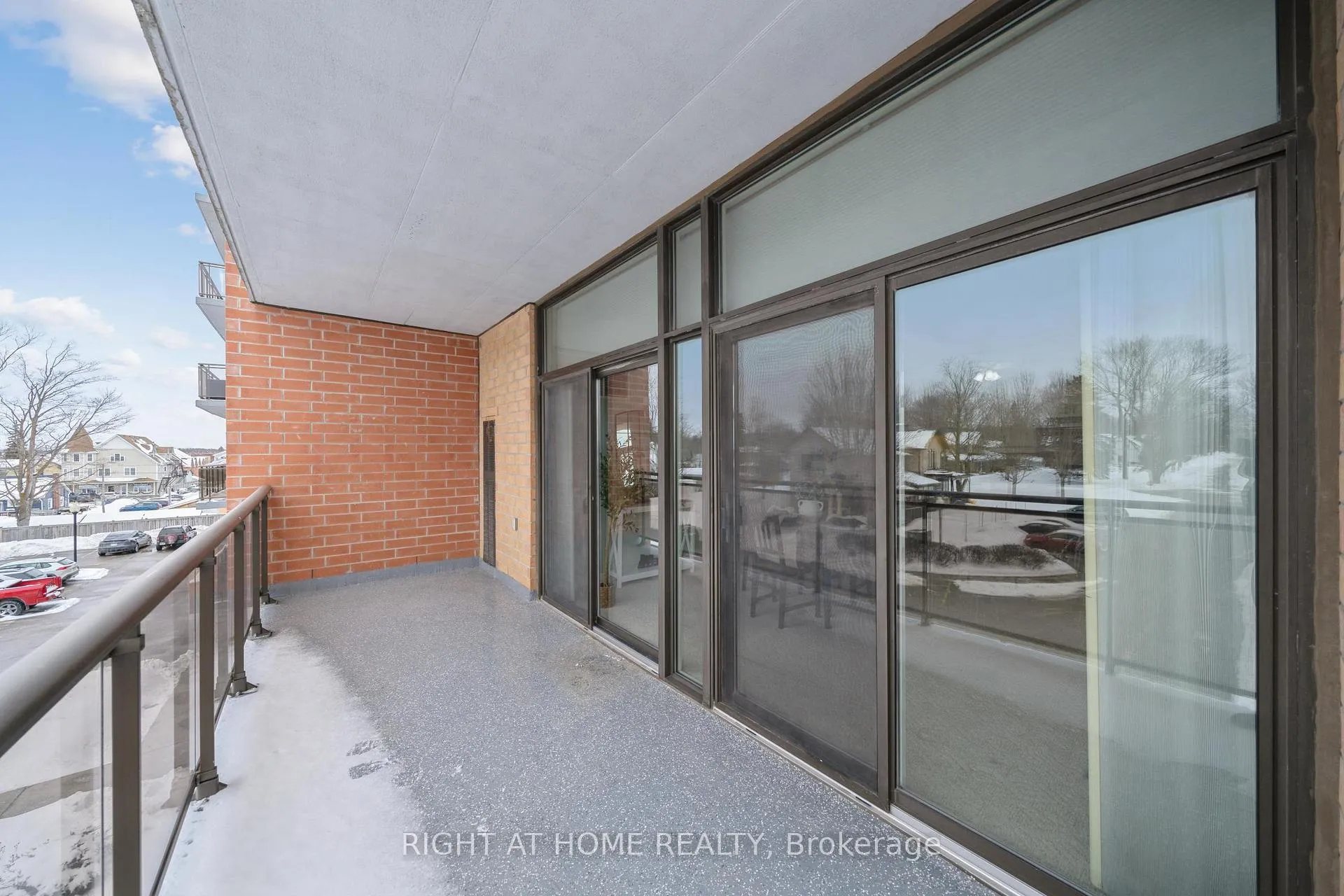 Photo 32 of Unit 310, 171 Shanly Street, Scugog, Port Perry — HOMEH