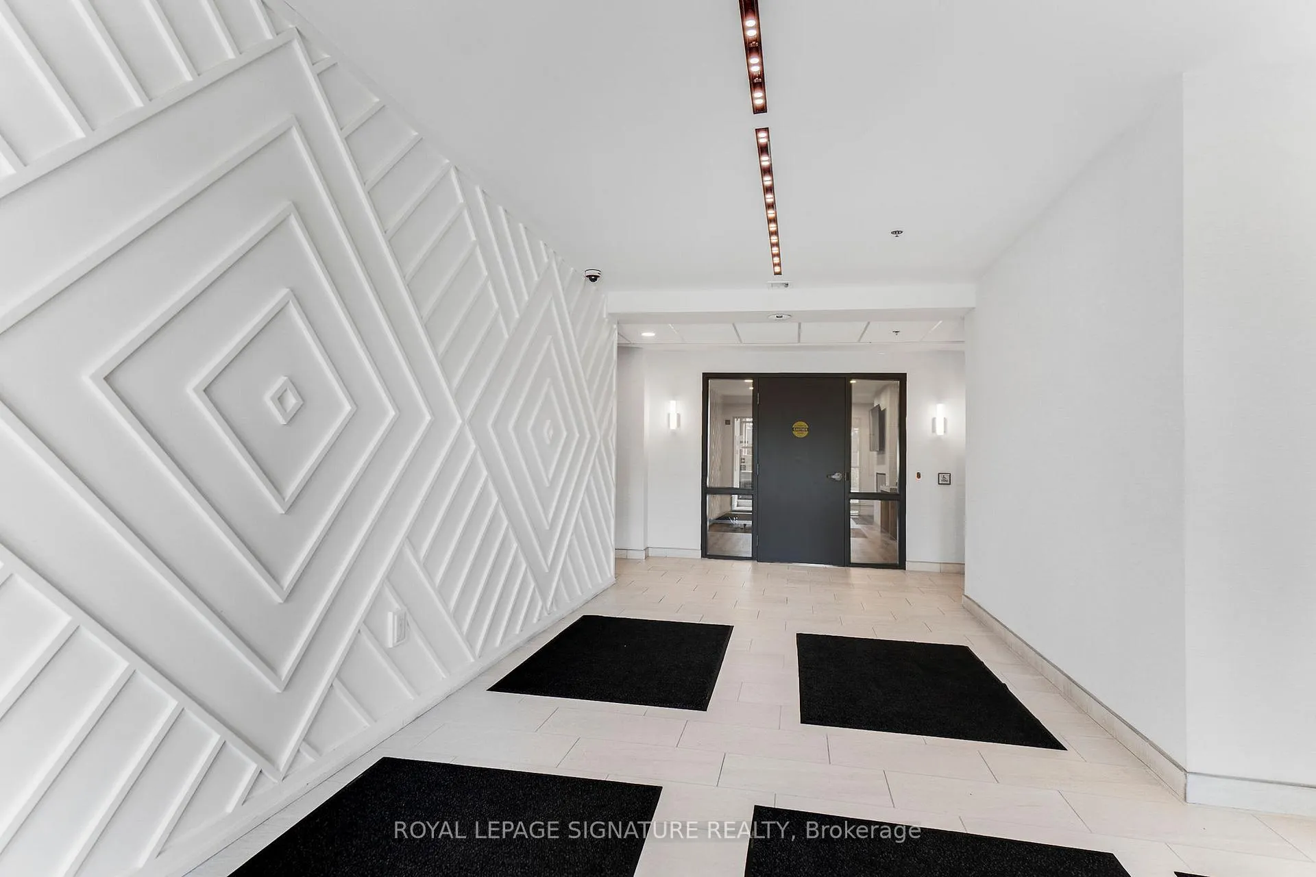 Photo 7 of Unit 211, 110 Fergus Avenue, Kitchener — HOMEH