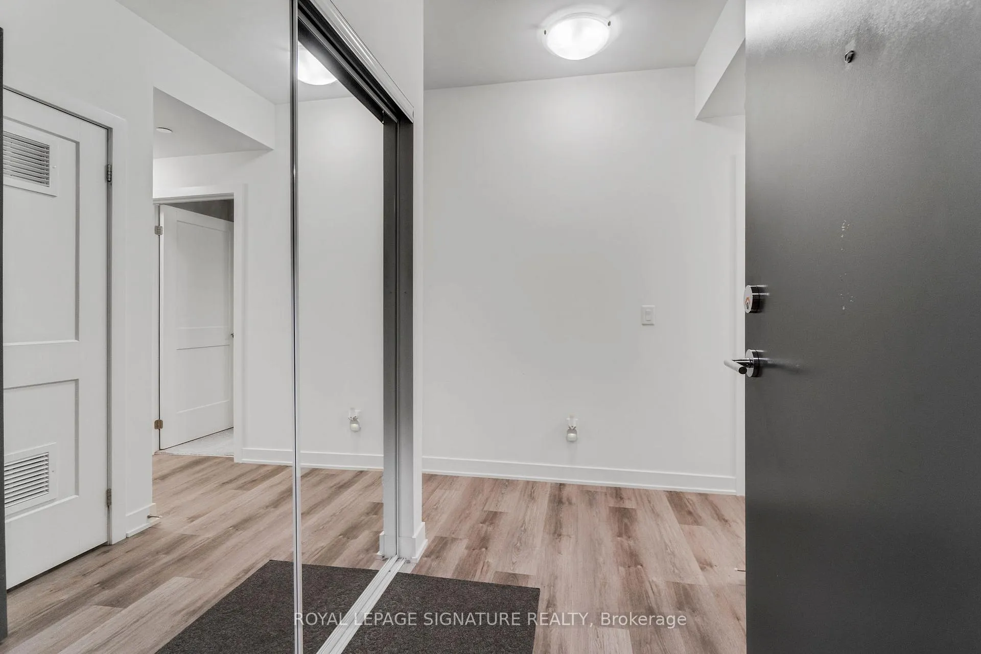 Photo 11 of Unit 211, 110 Fergus Avenue, Kitchener — HOMEH