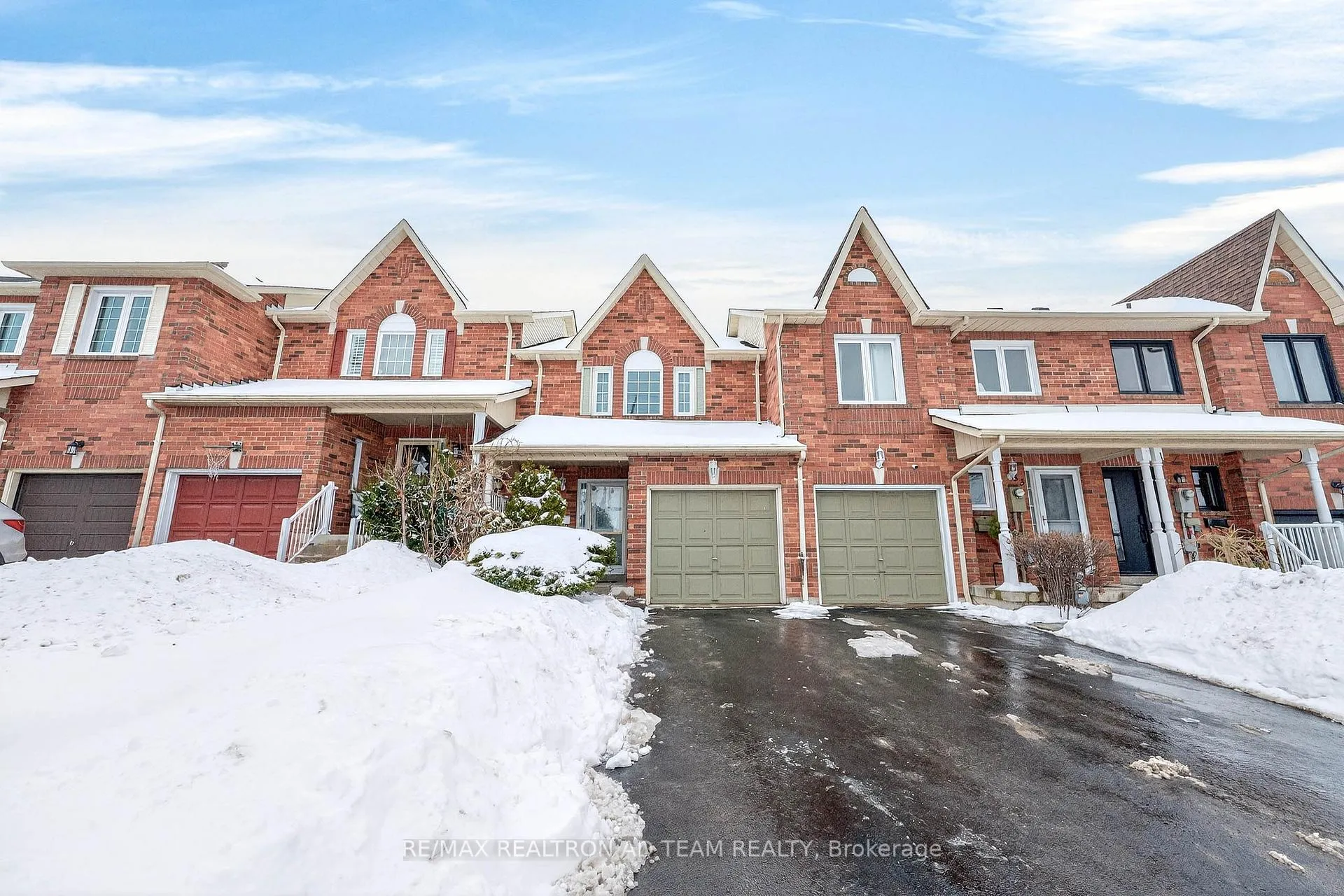 Photo 2 of 81 Smales Drive, Ajax, Central — HOMEH