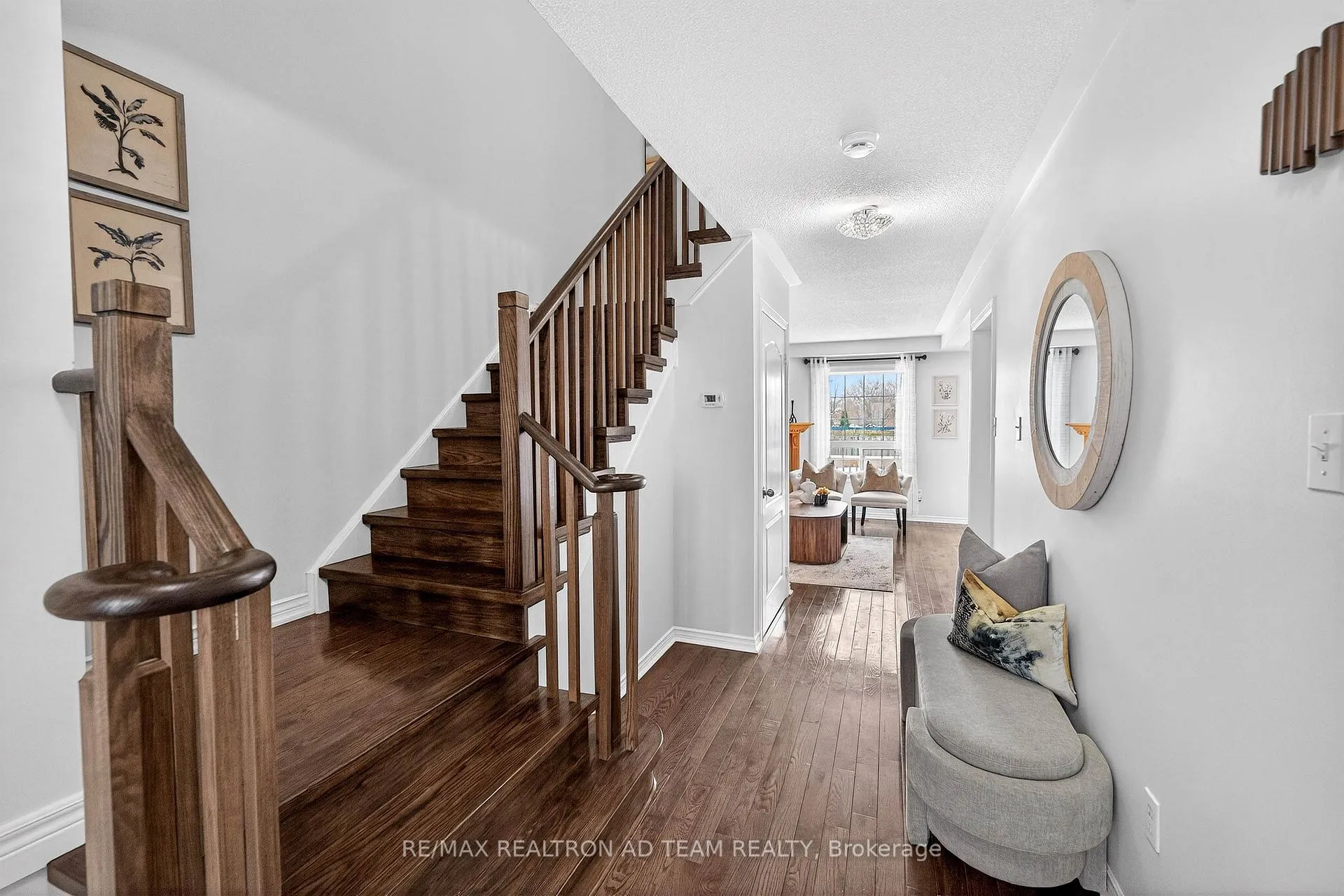 Photo 5 of 81 Smales Drive, Ajax, Central — HOMEH