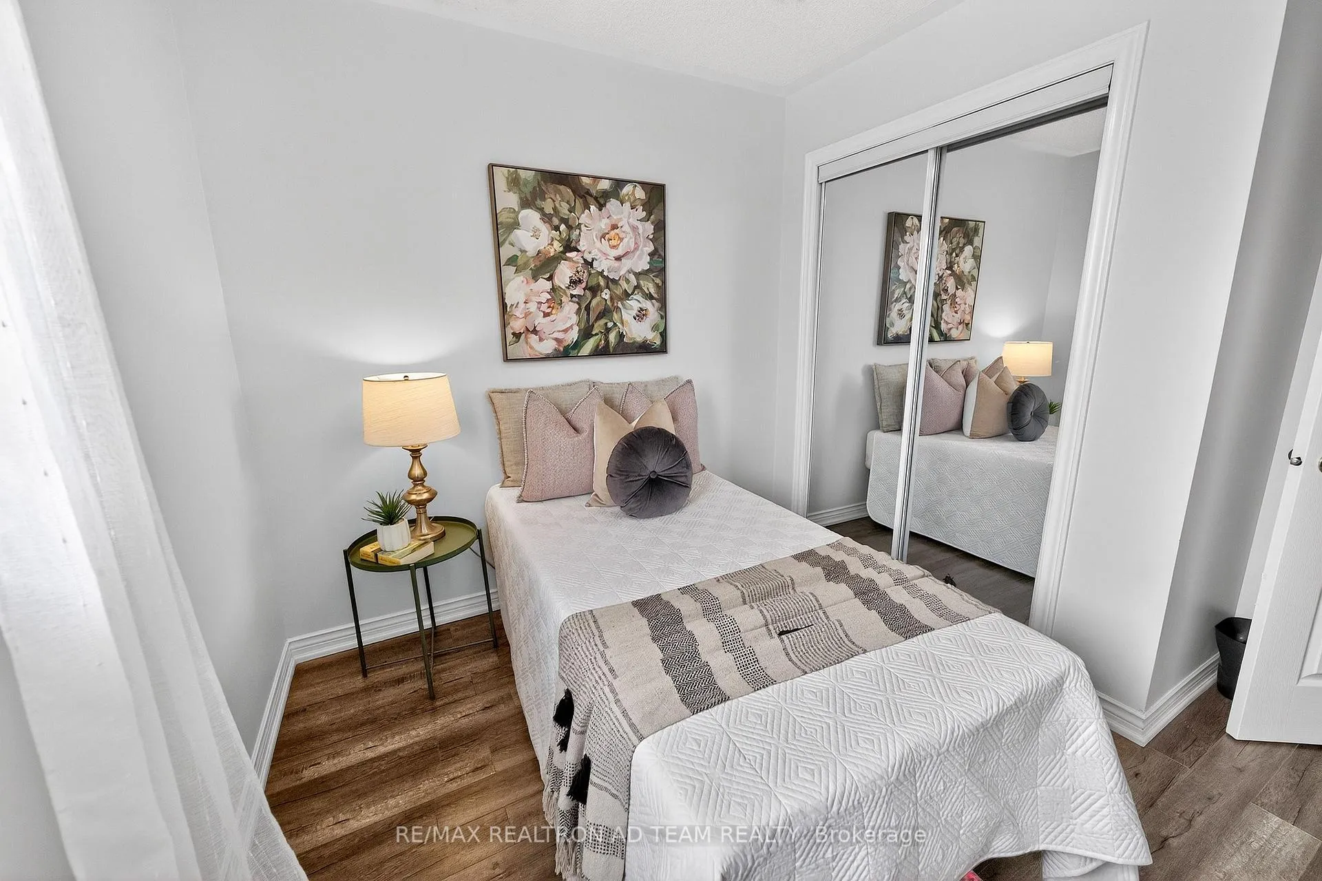 Photo 22 of 81 Smales Drive, Ajax, Central — HOMEH