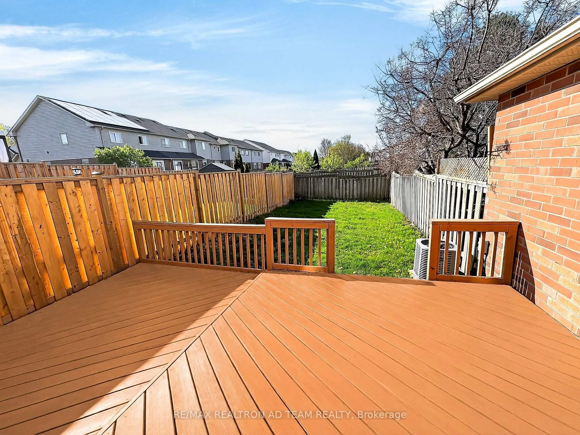 Photo 32 of 81 Smales Drive, Ajax, Central — HOMEH