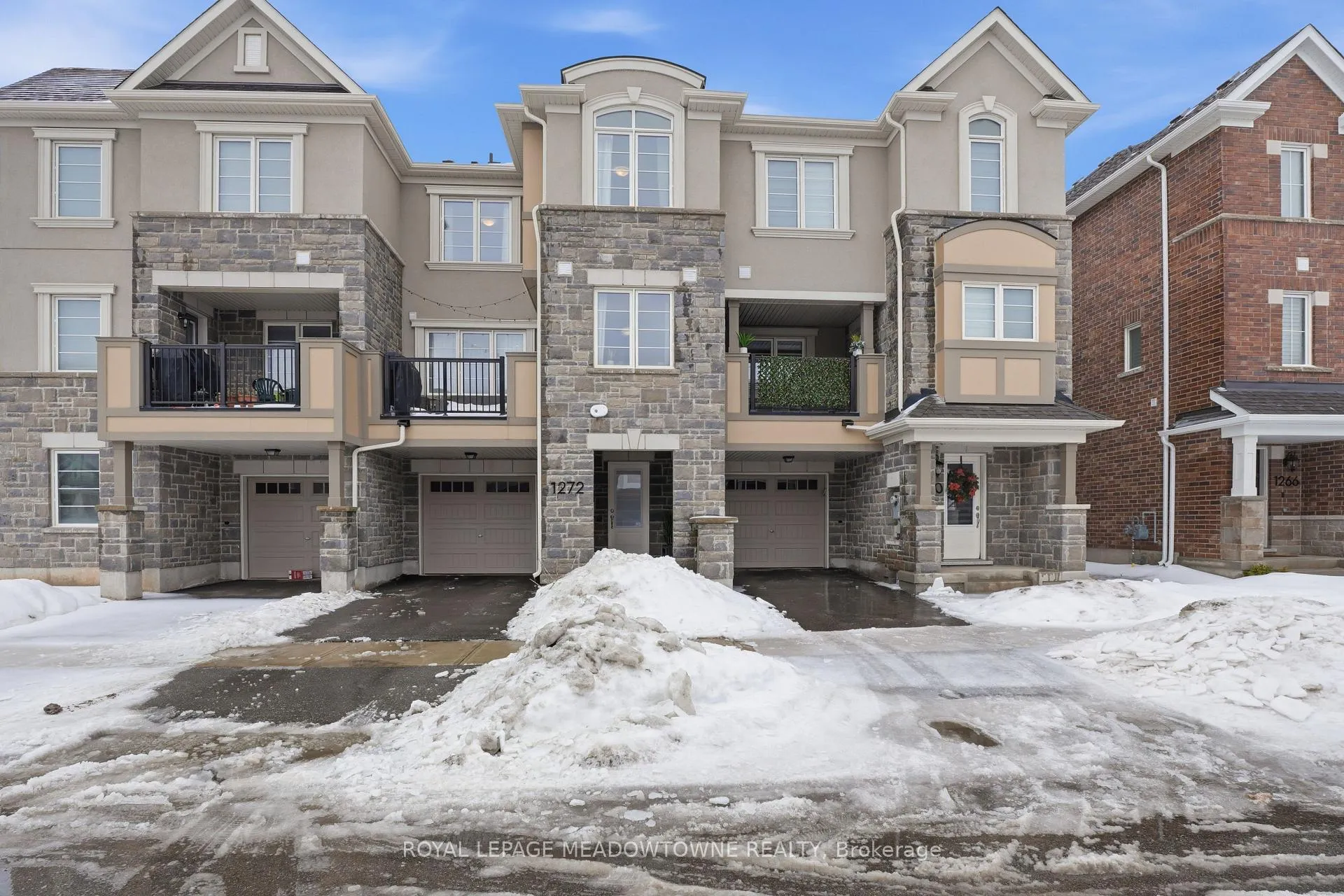 Photo 2 of 1272 Wintergreen Place, Milton, Cobban — HOMEH