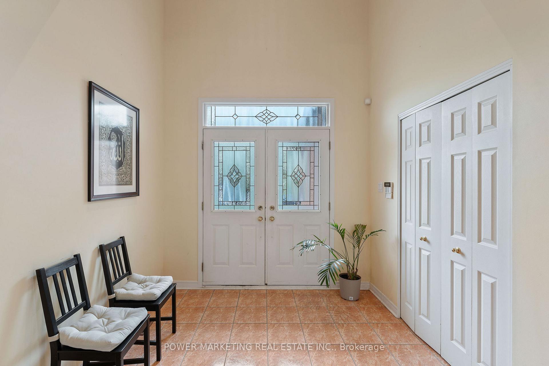 Photo 4 of 166 Allanford Avenue, Ottawa, Hunt Club Park/Greenboro — HOMEH