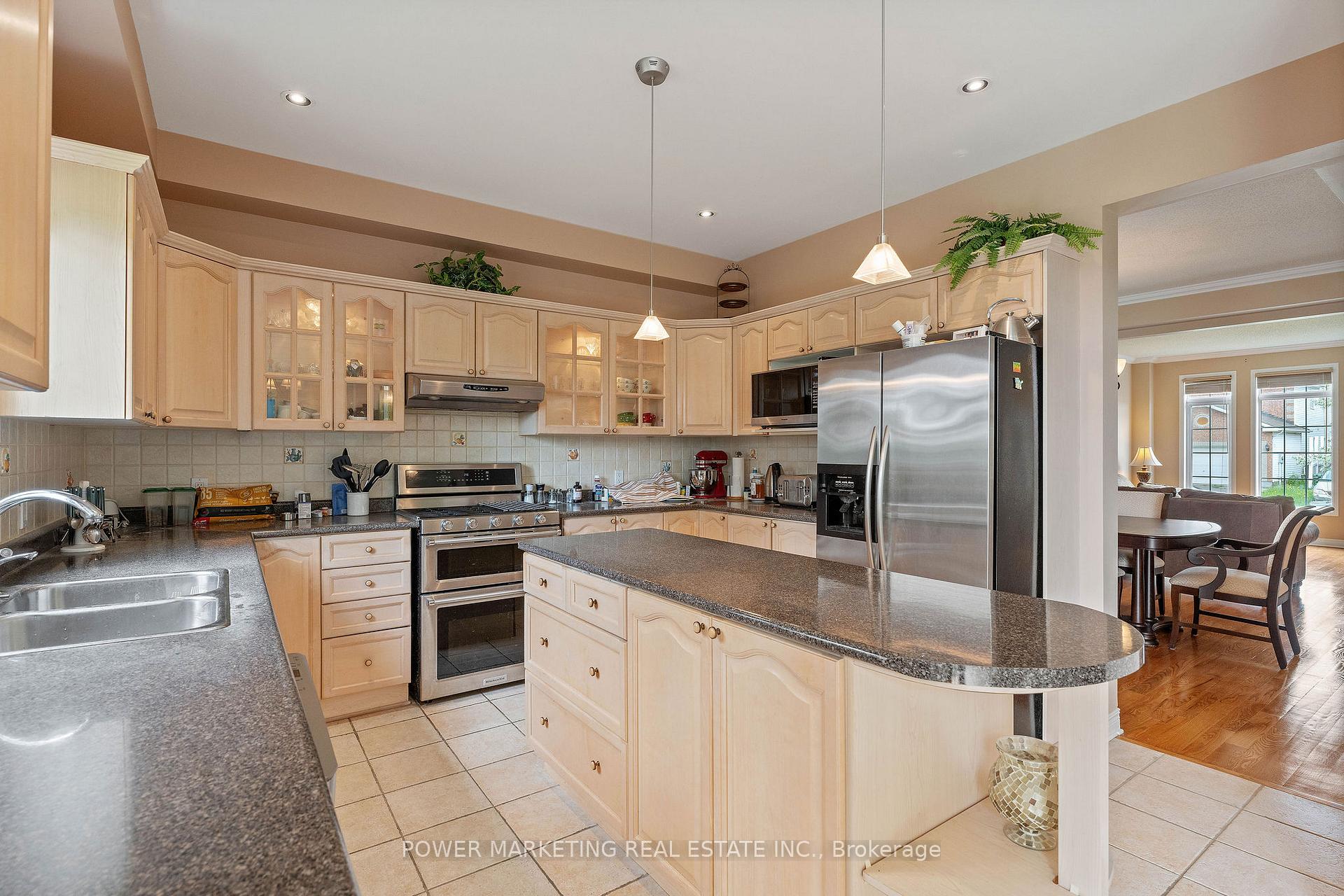 Photo 9 of 166 Allanford Avenue, Ottawa, Hunt Club Park/Greenboro — HOMEH
