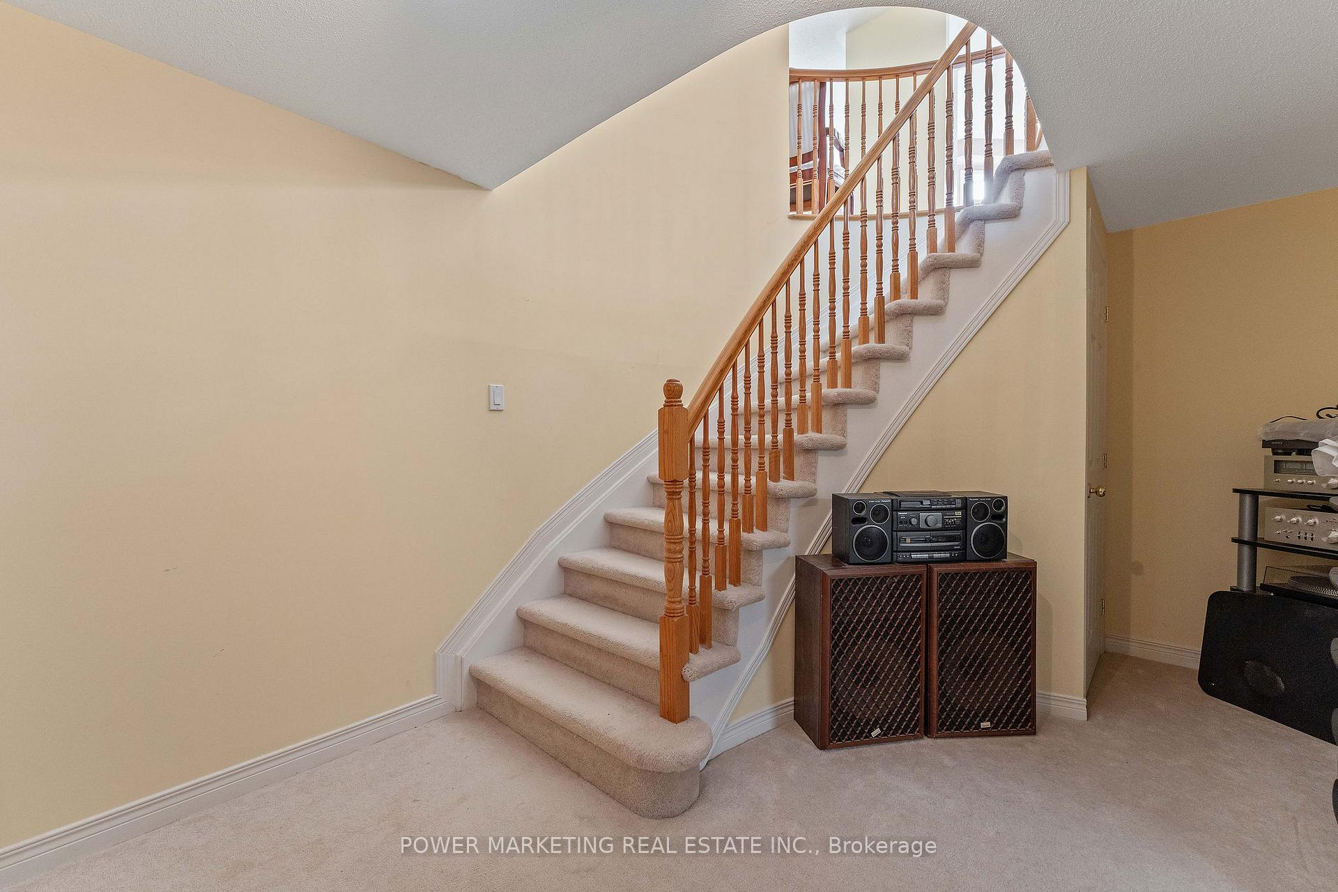Photo 25 of 166 Allanford Avenue, Ottawa, Hunt Club Park/Greenboro — HOMEH