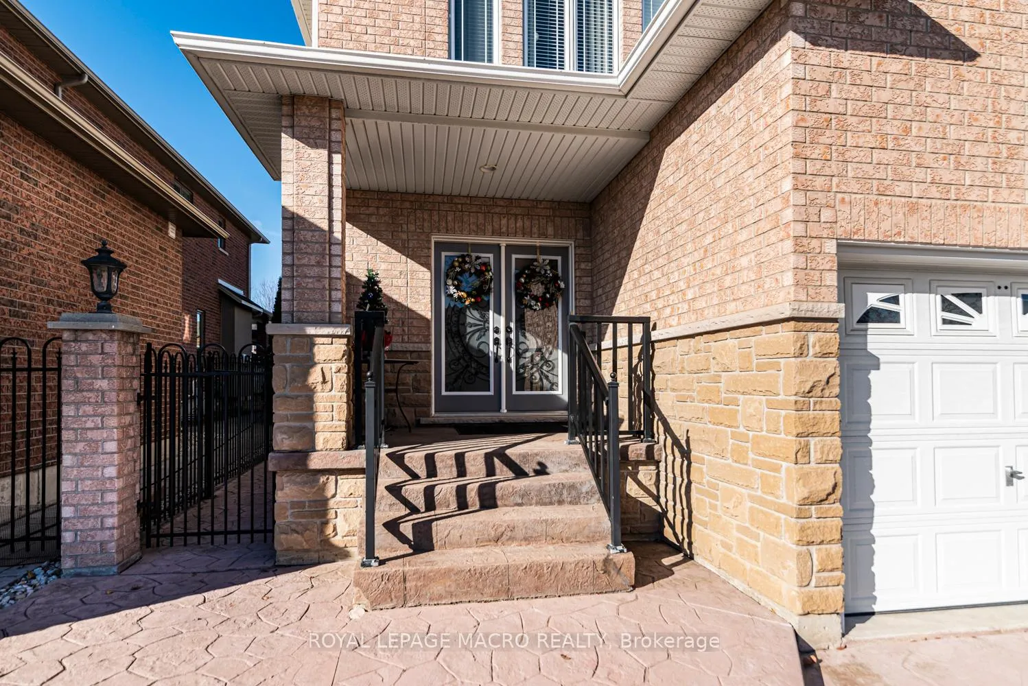 Photo 2 of 102 Erika Crescent, Hamilton, Eleanor — HOMEH
