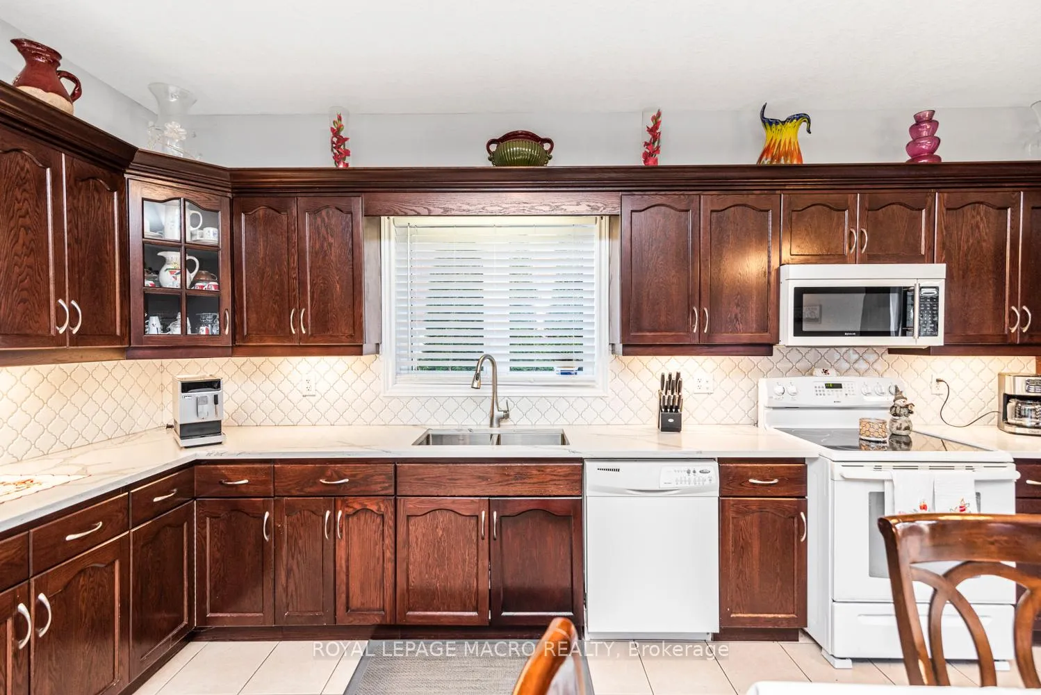 Photo 7 of 102 Erika Crescent, Hamilton, Eleanor — HOMEH