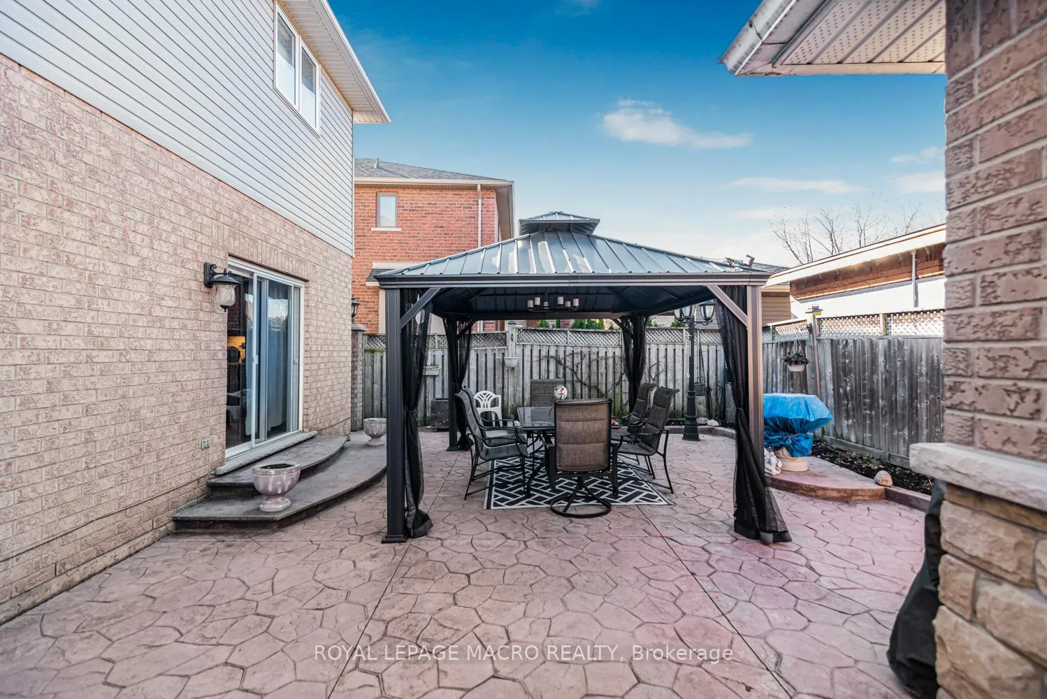 Photo 29 of 102 Erika Crescent, Hamilton, Eleanor — HOMEH