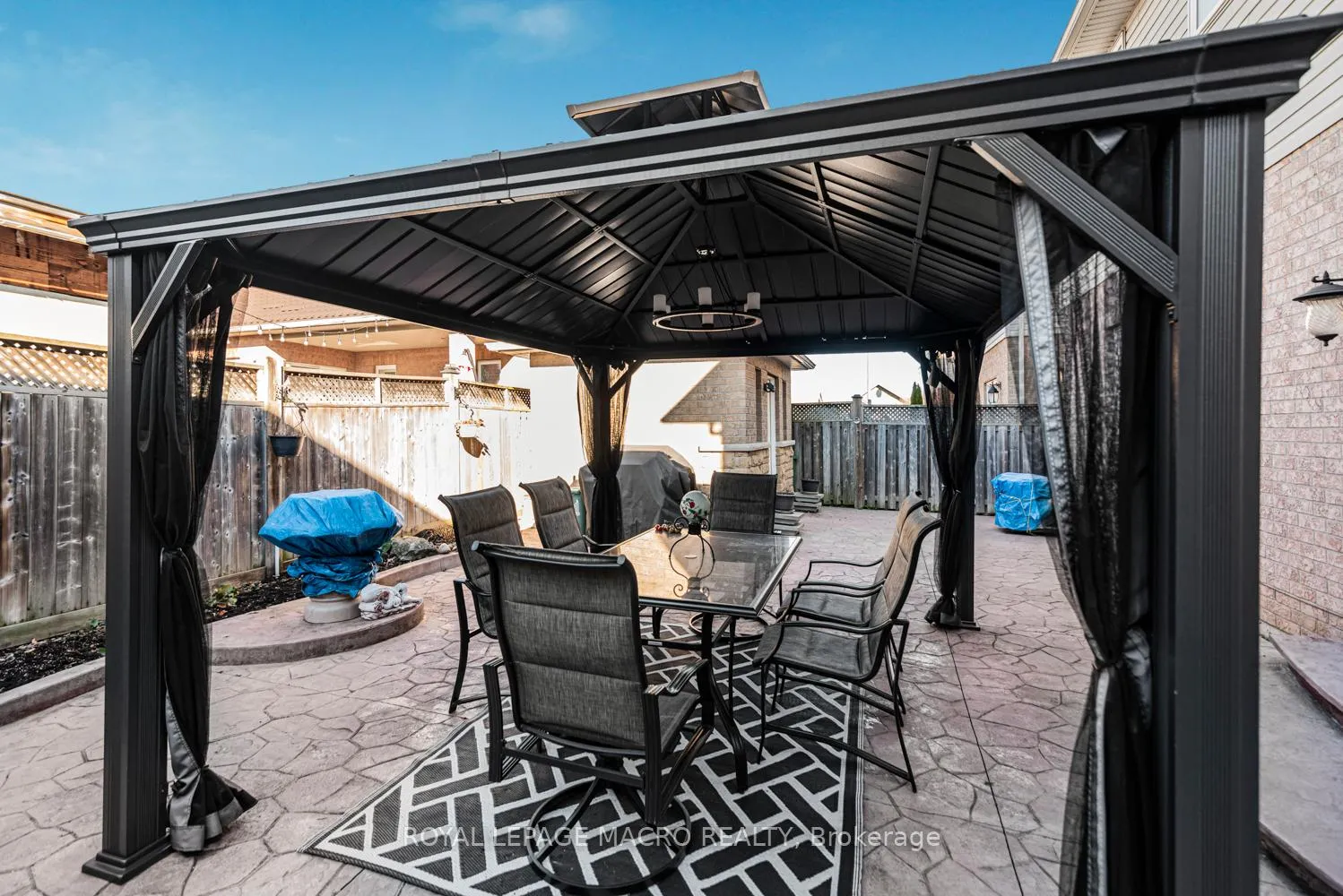 Photo 31 of 102 Erika Crescent, Hamilton, Eleanor — HOMEH