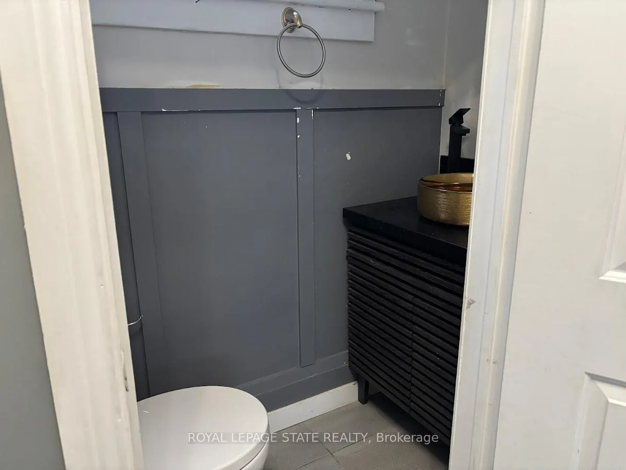 Photo 15 of 4789 St Clair Avenue, Niagara Falls, Downtown — HOMEH