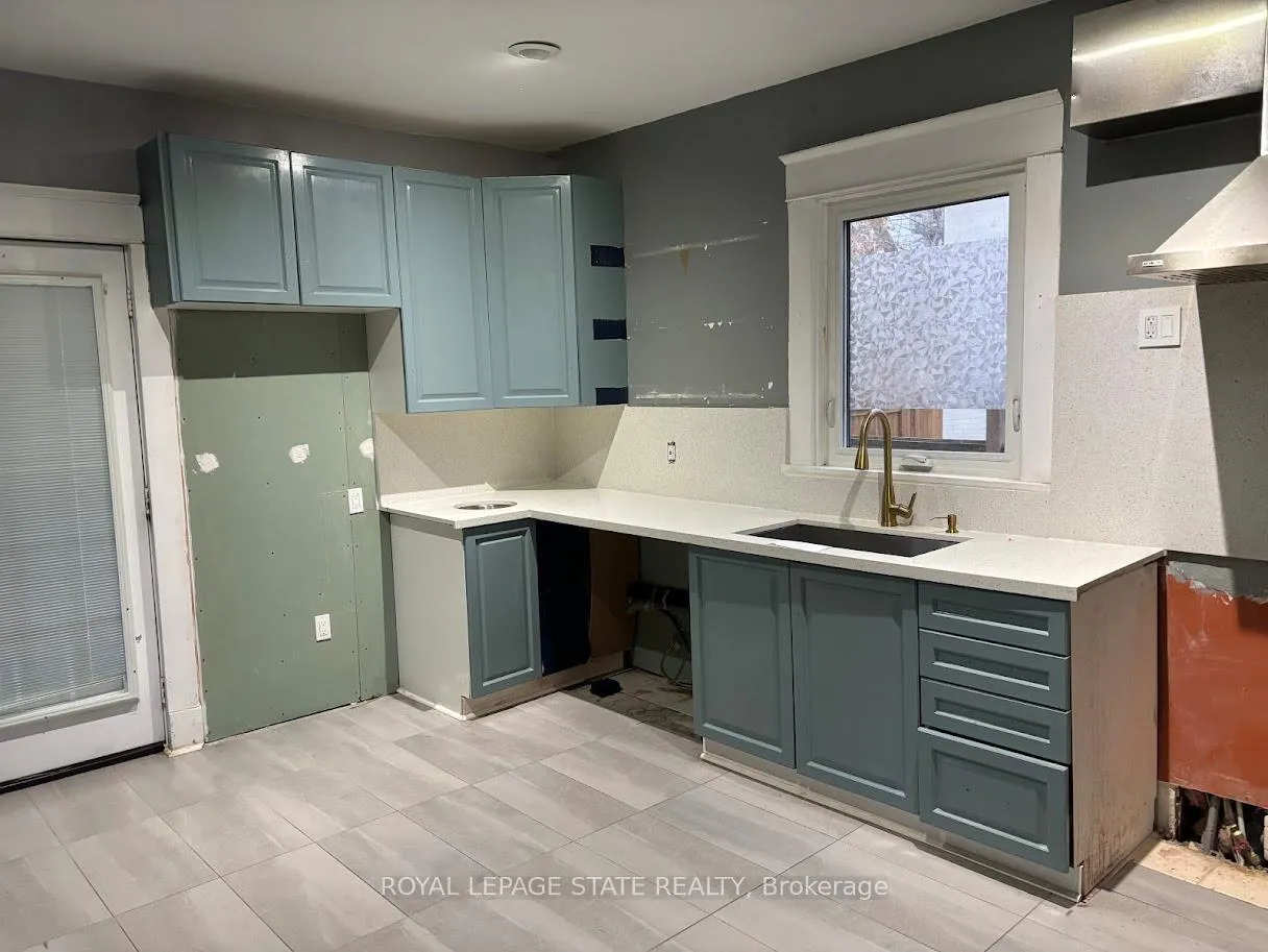 Photo 16 of 4789 St Clair Avenue, Niagara Falls, Downtown — HOMEH