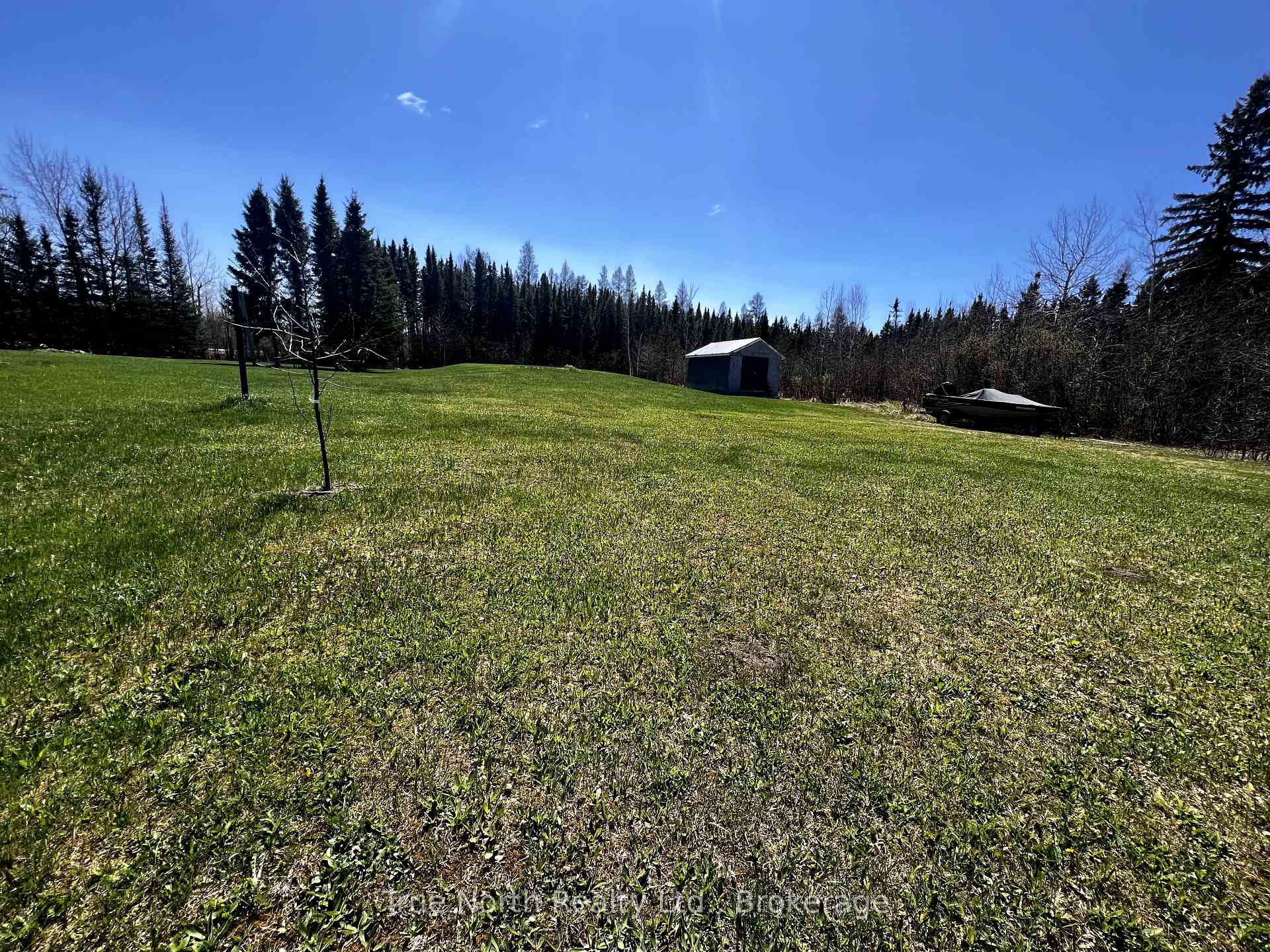 Photo 3 of 445 Gurney Road, Kapuskasing — HOMEH