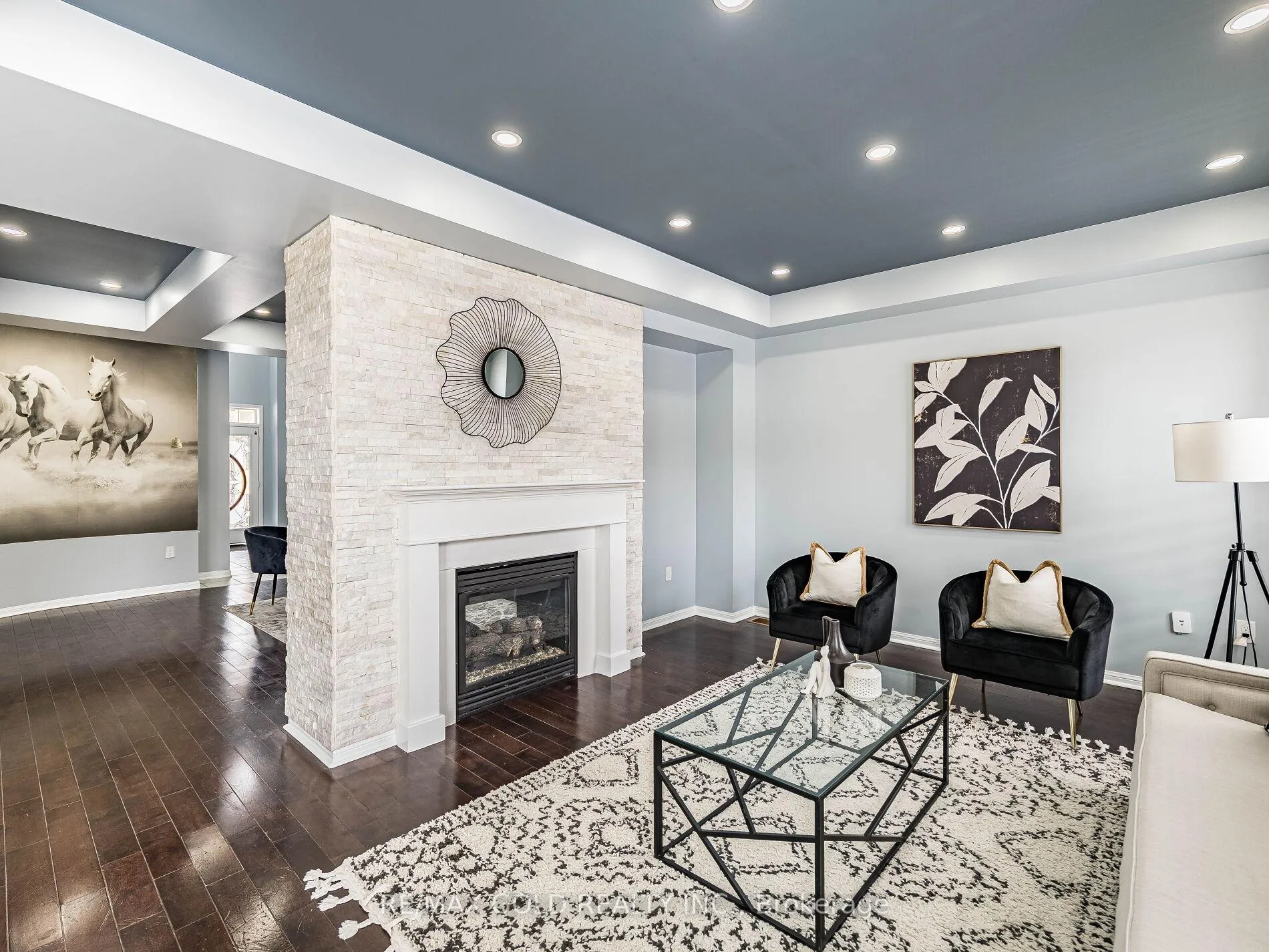 Photo 10 of 19 Killick Road, Brampton, Northwest Brampton — HOMEH