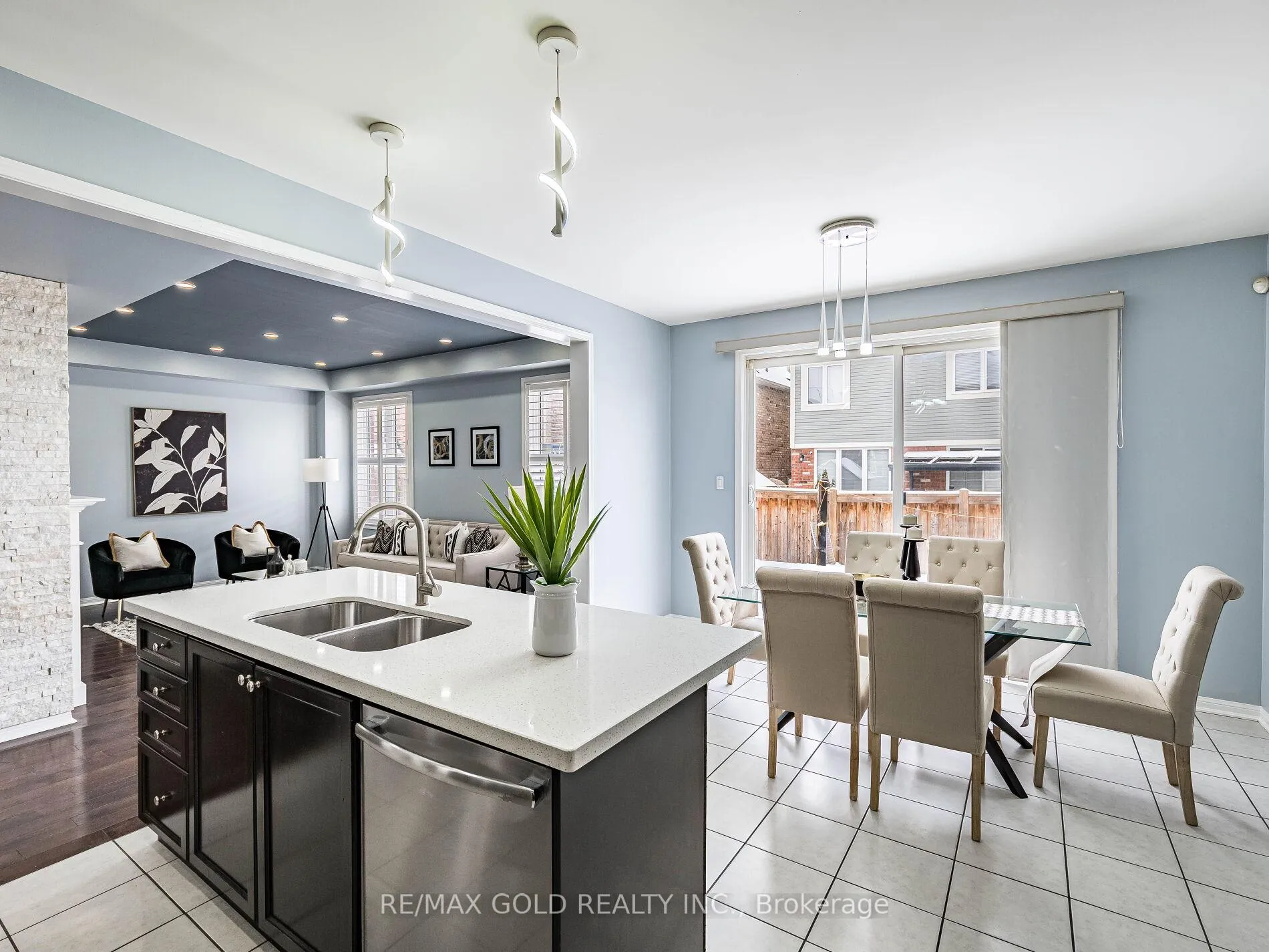 Photo 15 of 19 Killick Road, Brampton, Northwest Brampton — HOMEH