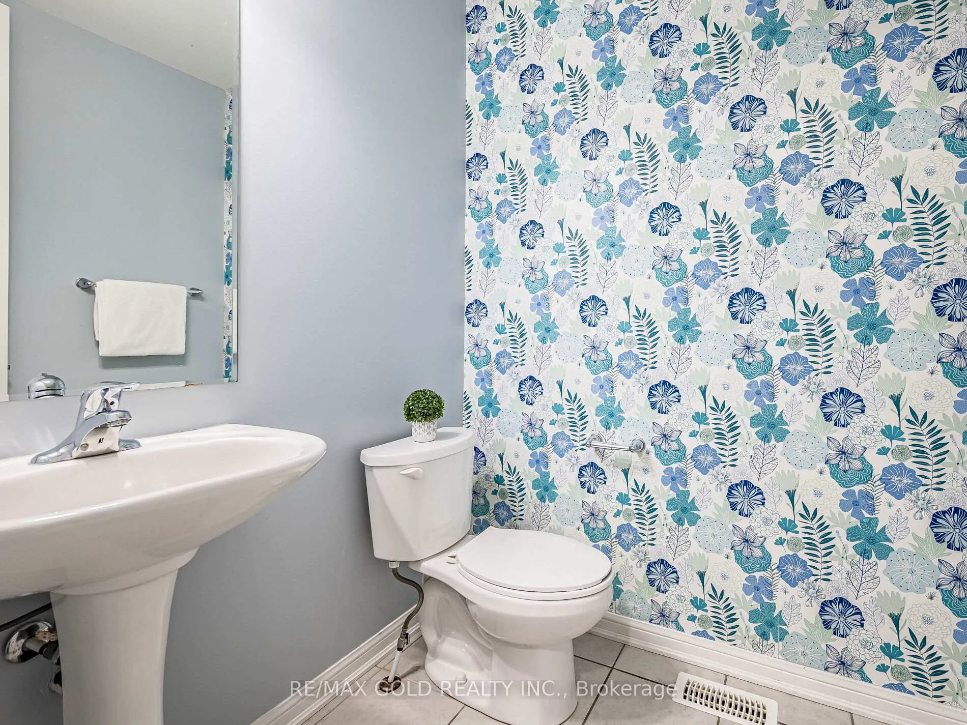 Photo 20 of 19 Killick Road, Brampton, Northwest Brampton — HOMEH