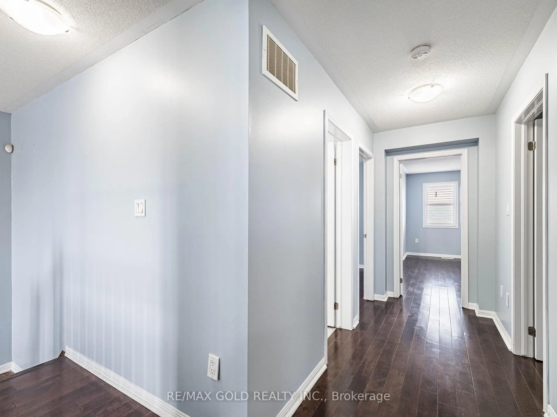 Photo 21 of 19 Killick Road, Brampton, Northwest Brampton — HOMEH
