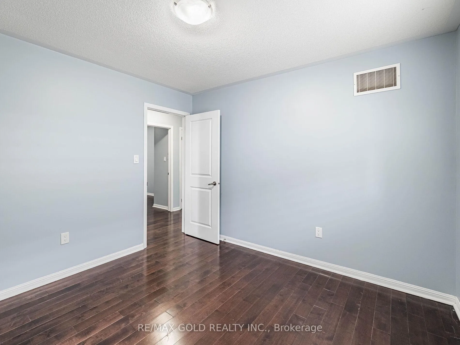 Photo 28 of 19 Killick Road, Brampton, Northwest Brampton — HOMEH