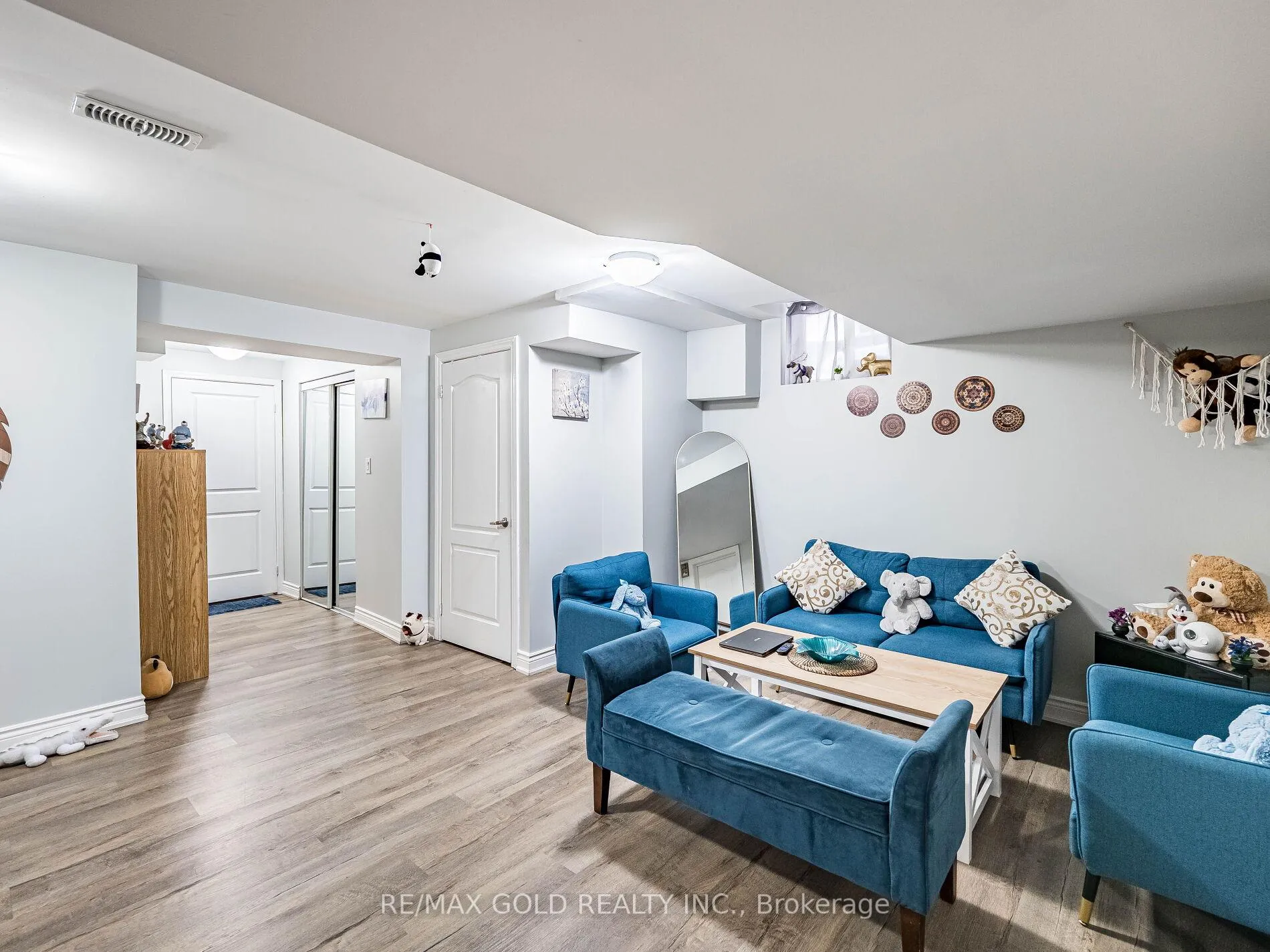 Photo 39 of 19 Killick Road, Brampton, Northwest Brampton — HOMEH