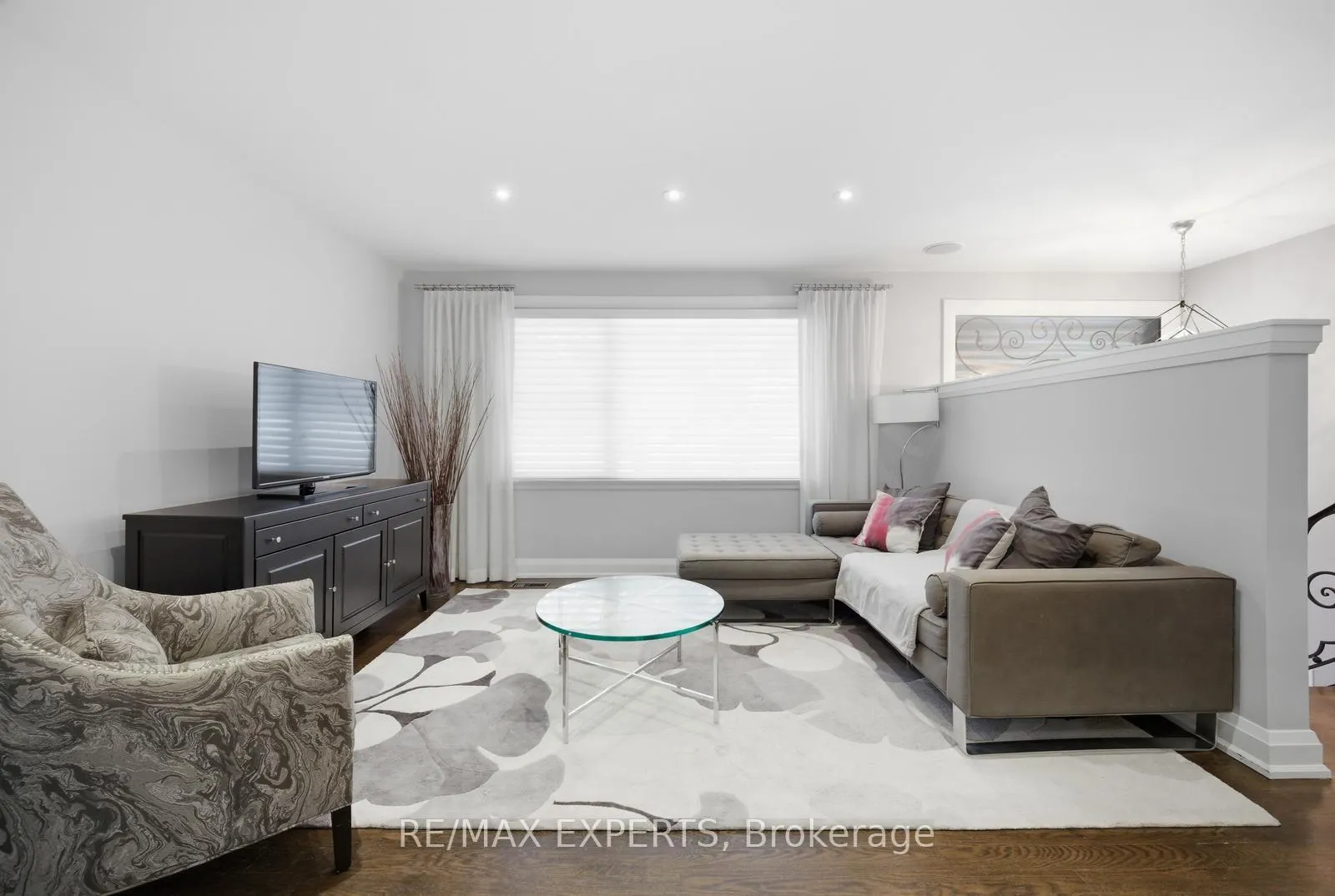 Photo 8 of 9 Faris Avenue, King, Nobleton — HOMEH