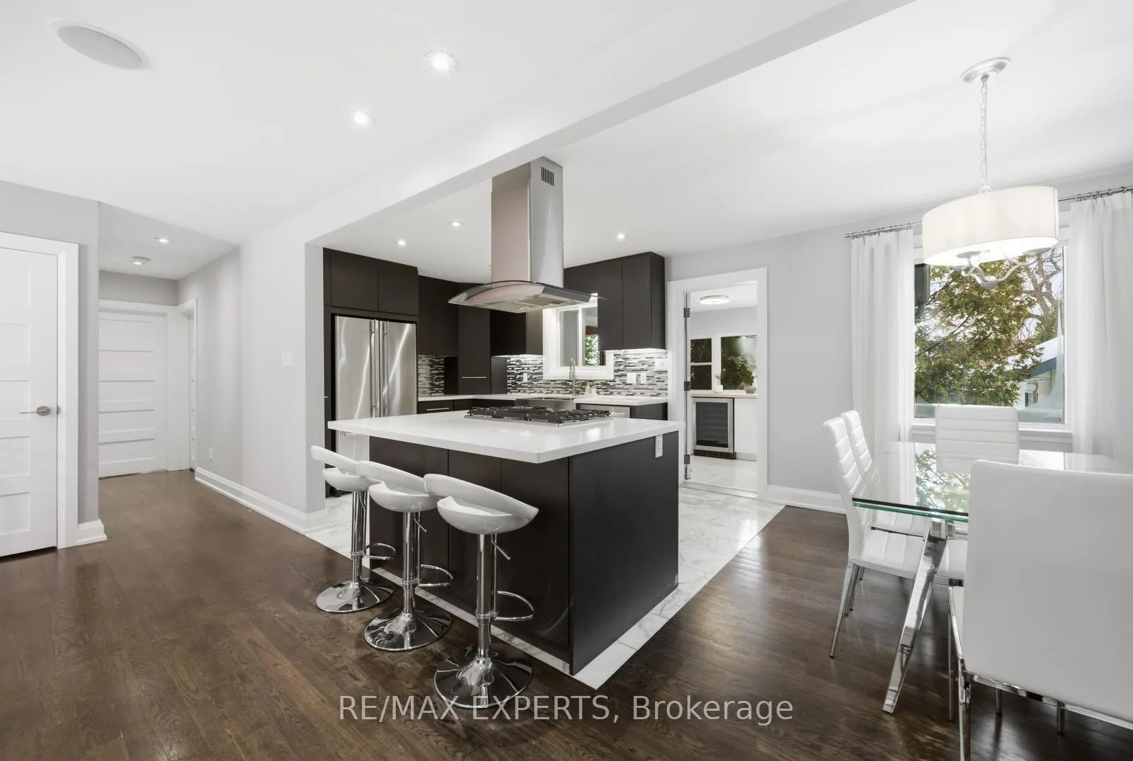 Photo 10 of 9 Faris Avenue, King, Nobleton — HOMEH
