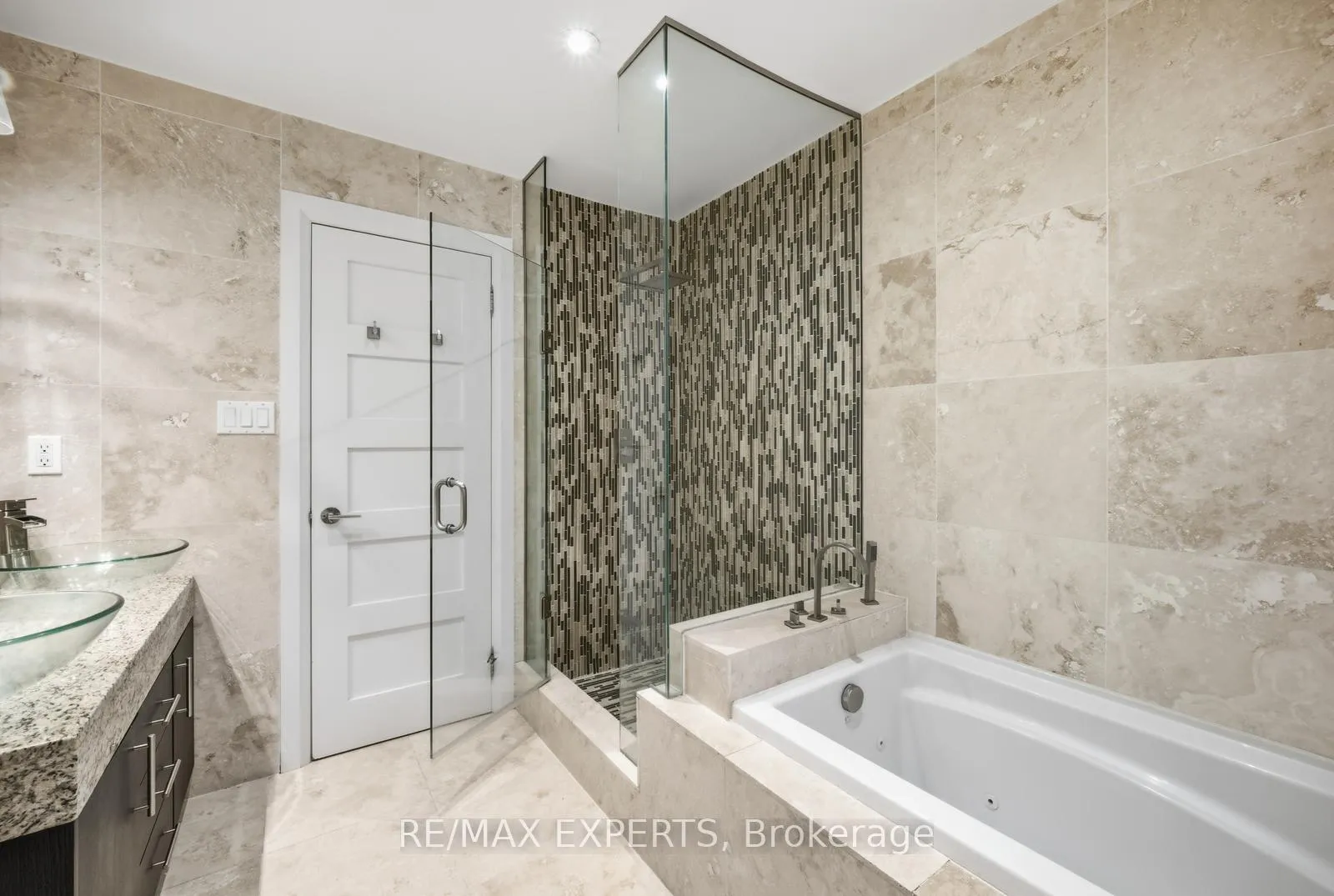 Photo 23 of 9 Faris Avenue, King, Nobleton — HOMEH