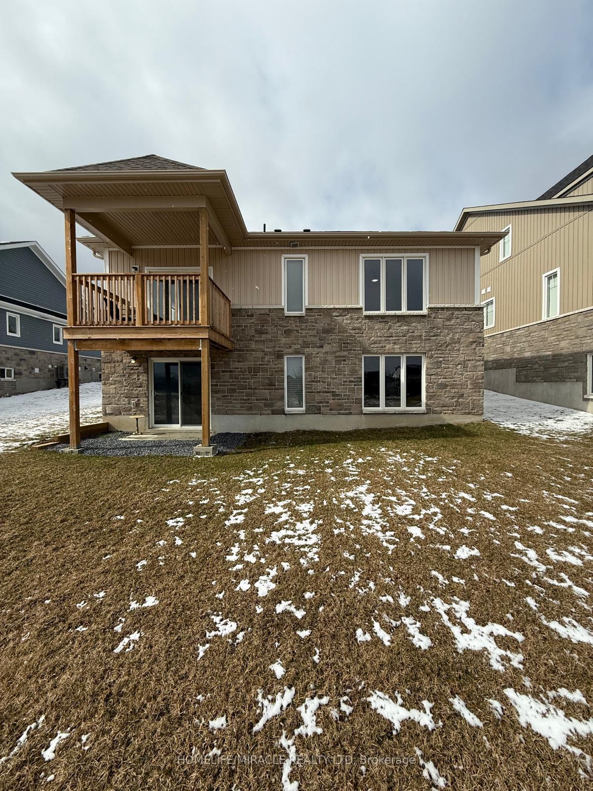 Photo 2 of 120 Greenhaven Court, Loyalist, Amherstview — HOMEH