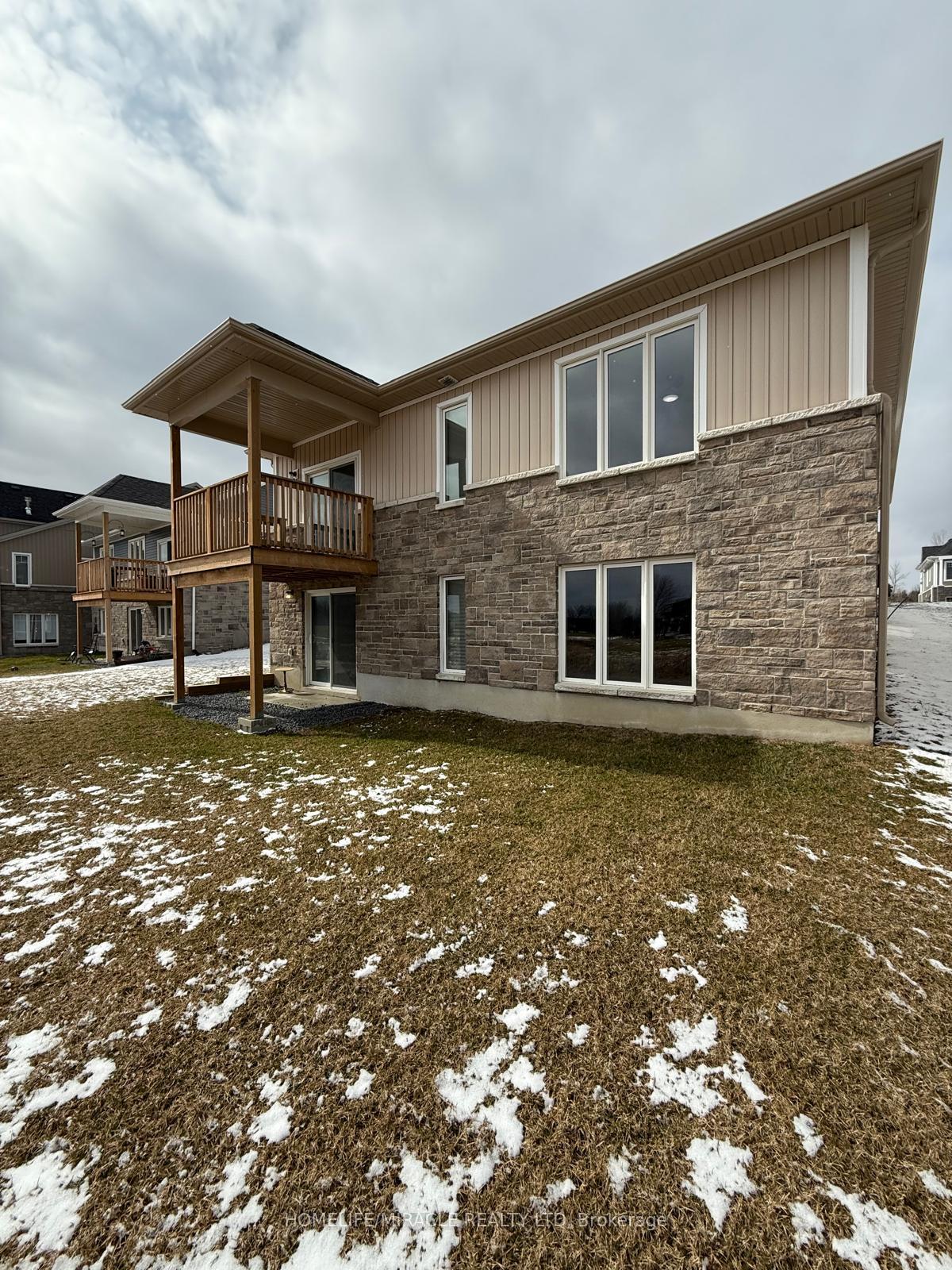 Photo 3 of 120 Greenhaven Court, Loyalist, Amherstview — HOMEH