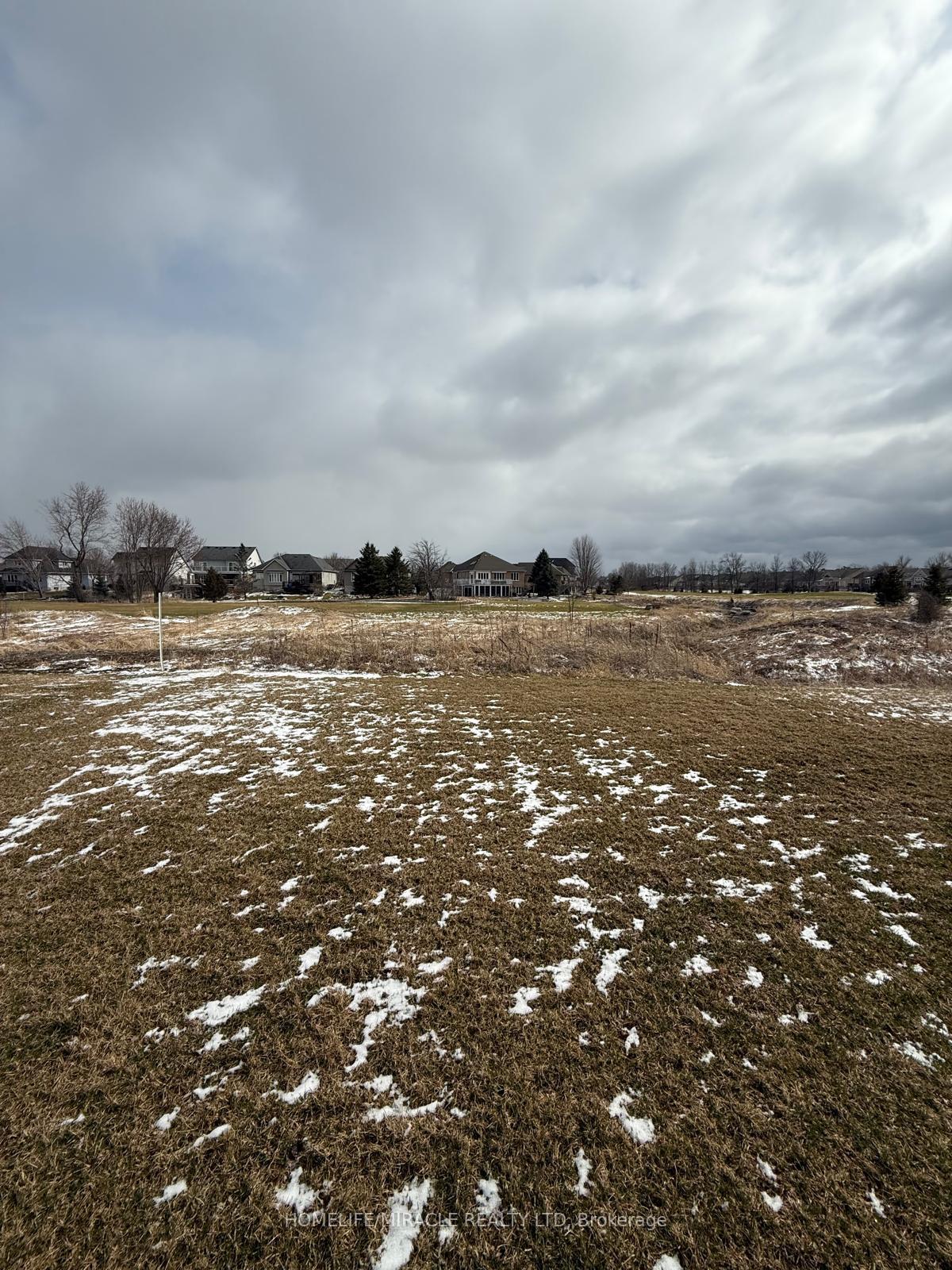 Photo 4 of 120 Greenhaven Court, Loyalist, Amherstview — HOMEH