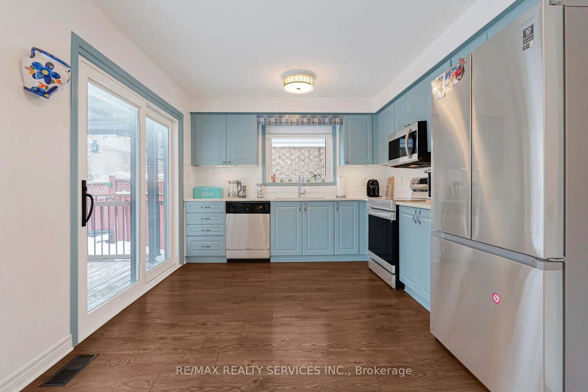 Photo 15 of 12 Thorpe Crescent, Brampton, Fletcher's Meadow — HOMEH