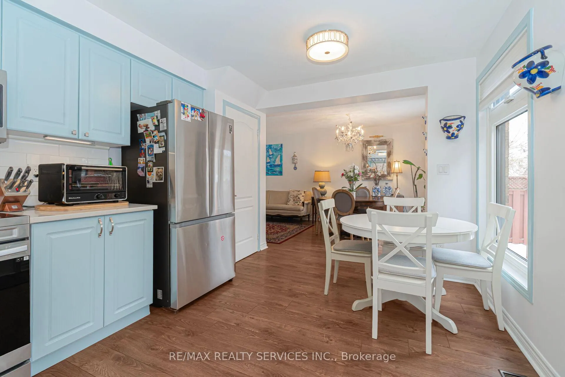 Photo 16 of 12 Thorpe Crescent, Brampton, Fletcher's Meadow — HOMEH