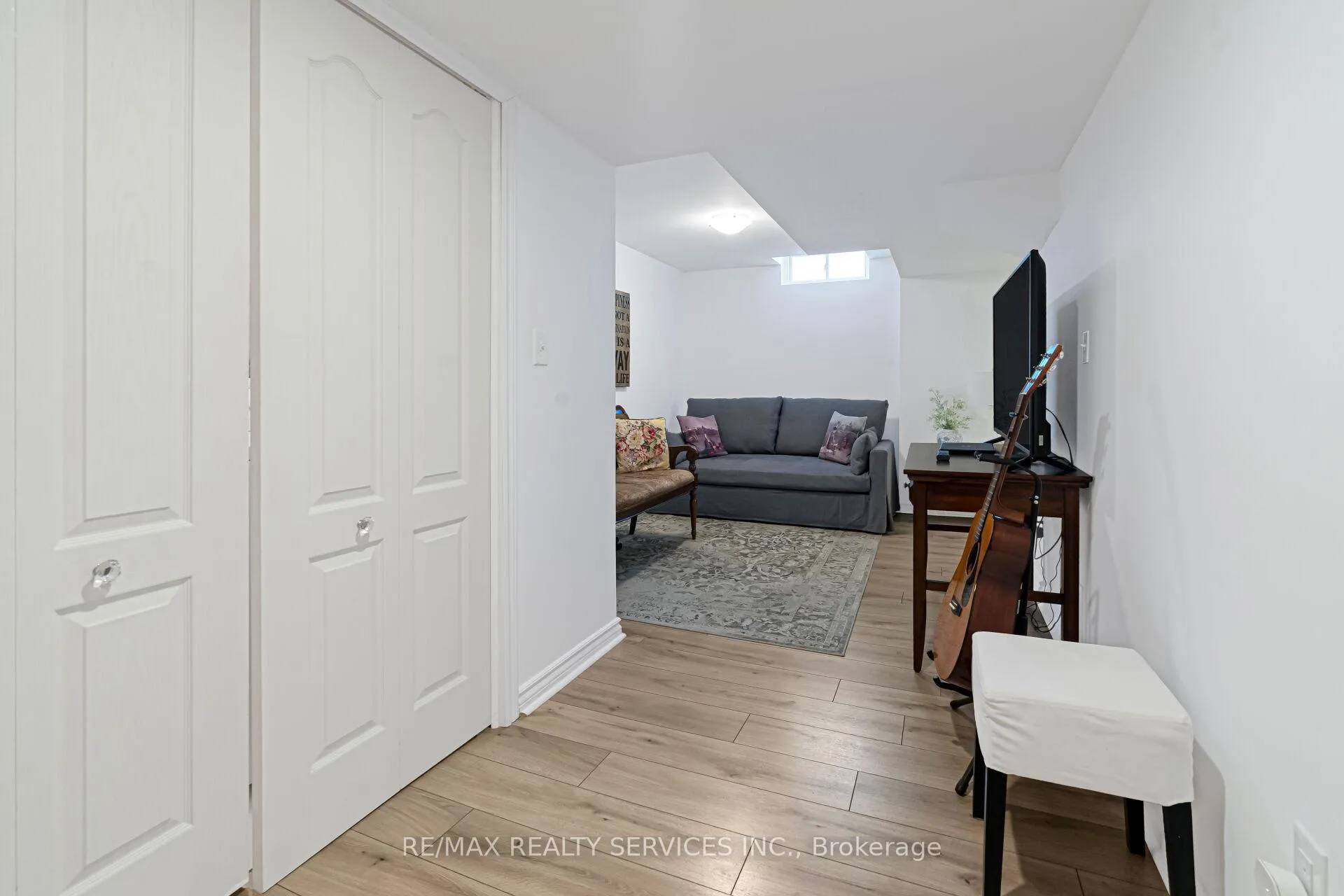 Photo 30 of 12 Thorpe Crescent, Brampton, Fletcher's Meadow — HOMEH