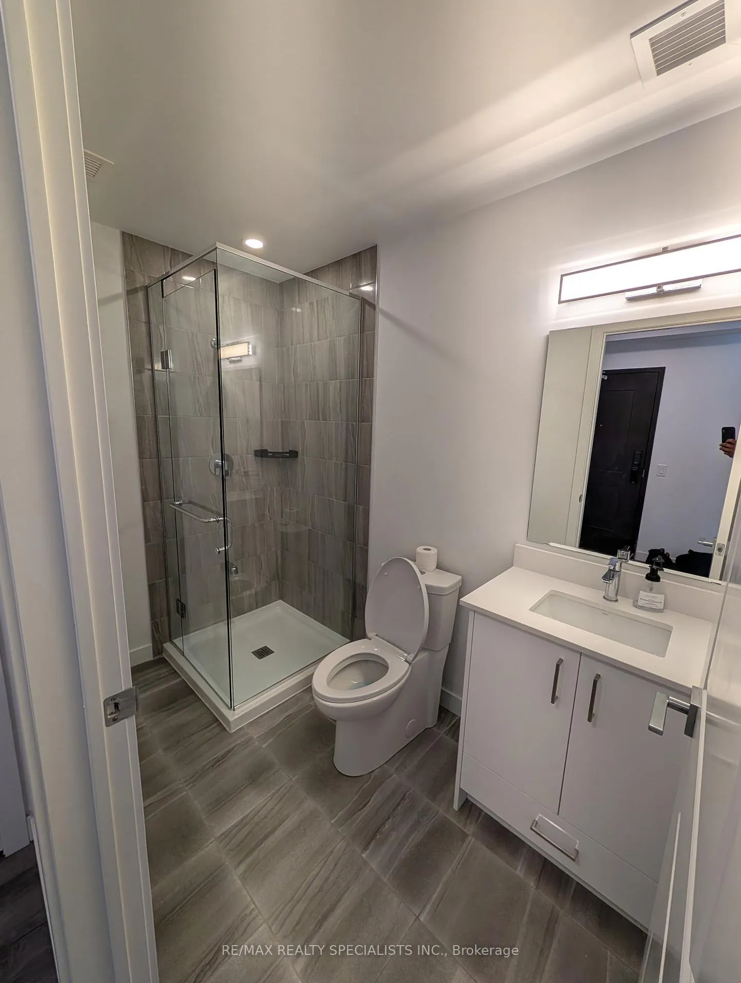Photo 5 of Unit 302, 7549 Kaler Road, Niagara Falls, West Wood — HOMEH
