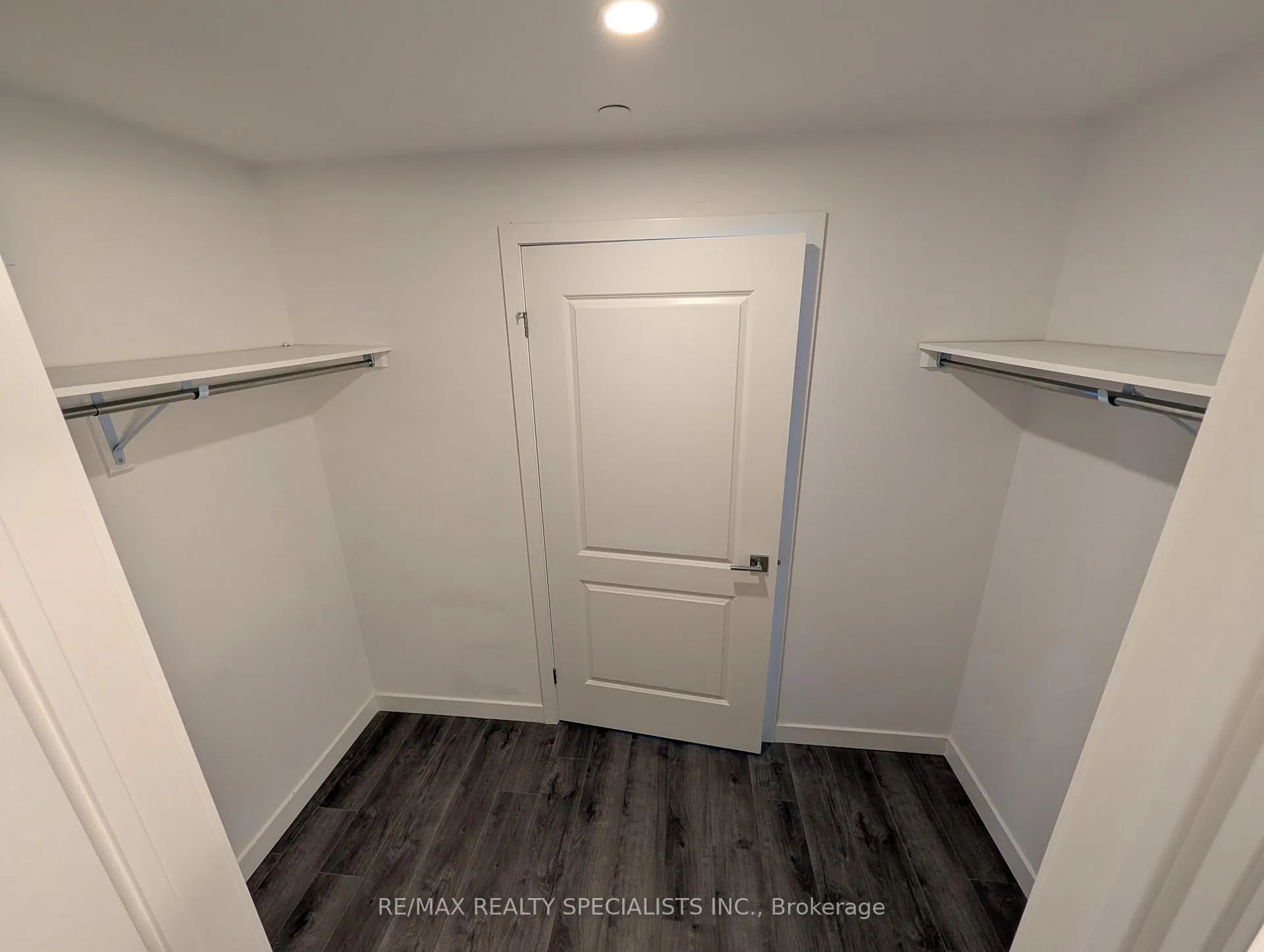 Photo 6 of Unit 302, 7549 Kaler Road, Niagara Falls, West Wood — HOMEH