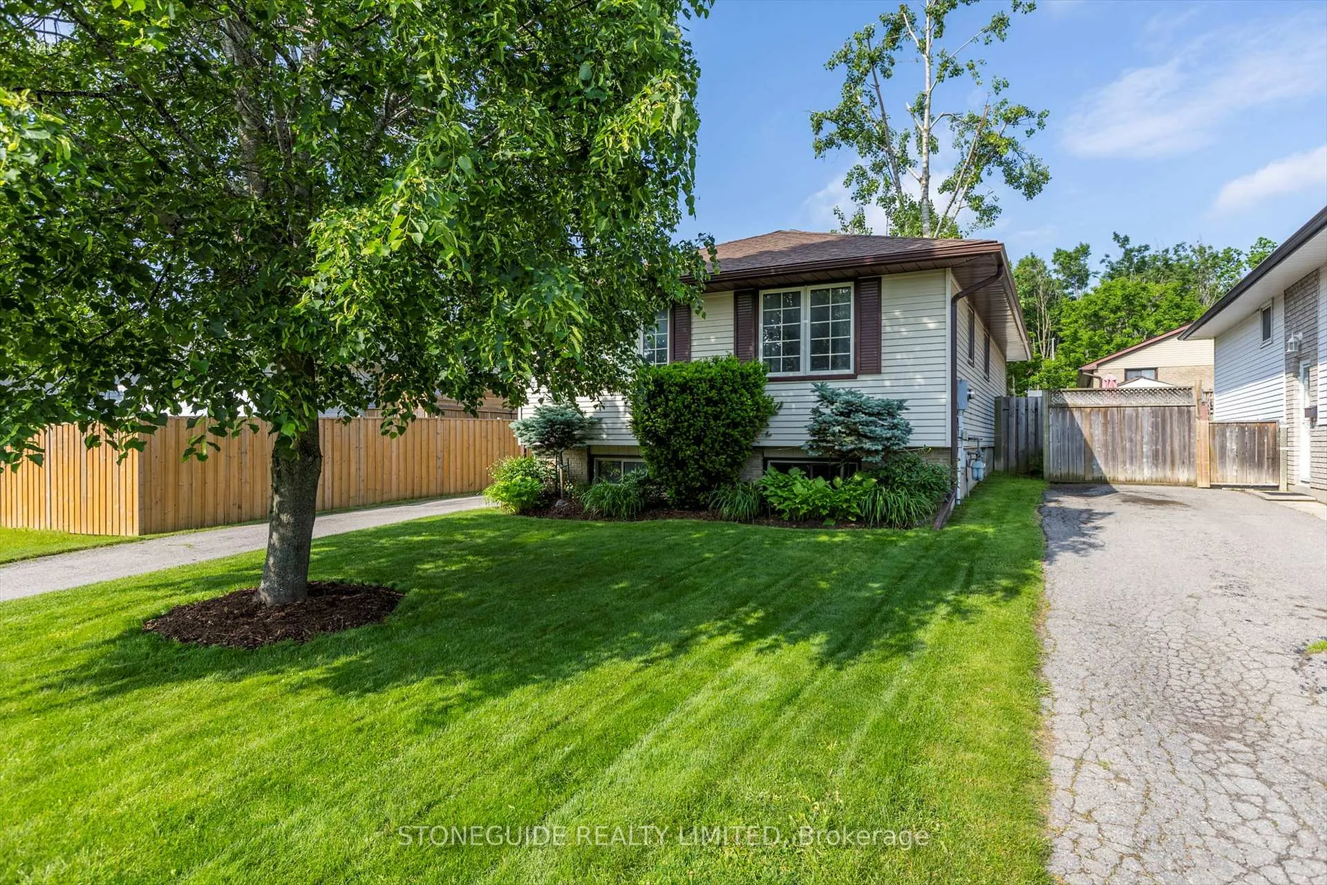 Photo 3 of 2047 Foxfarm Road, Peterborough, Monaghan Ward 2 — HOMEH
