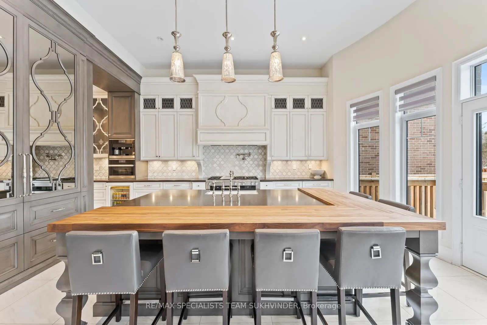 Photo 14 of 51 Classic Drive, Brampton, Credit Valley — HOMEH