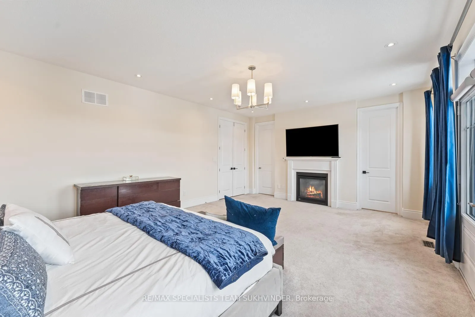 Photo 25 of 51 Classic Drive, Brampton, Credit Valley — HOMEH