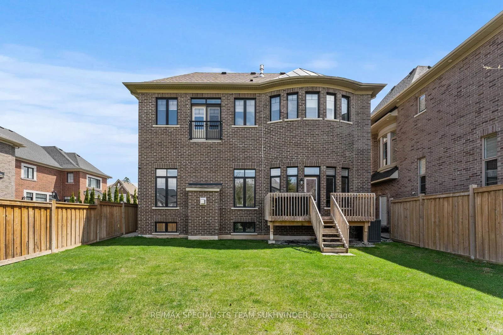 Photo 49 of 51 Classic Drive, Brampton, Credit Valley — HOMEH