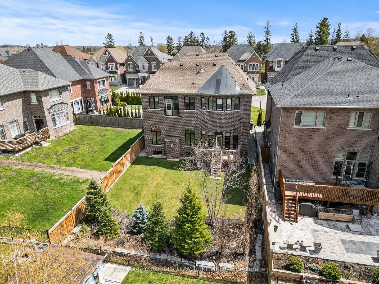 Photo 50 of 51 Classic Drive, Brampton, Credit Valley — HOMEH