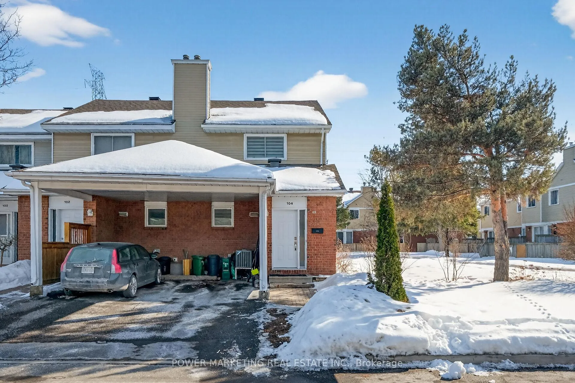 Front of 104 Bannerhill