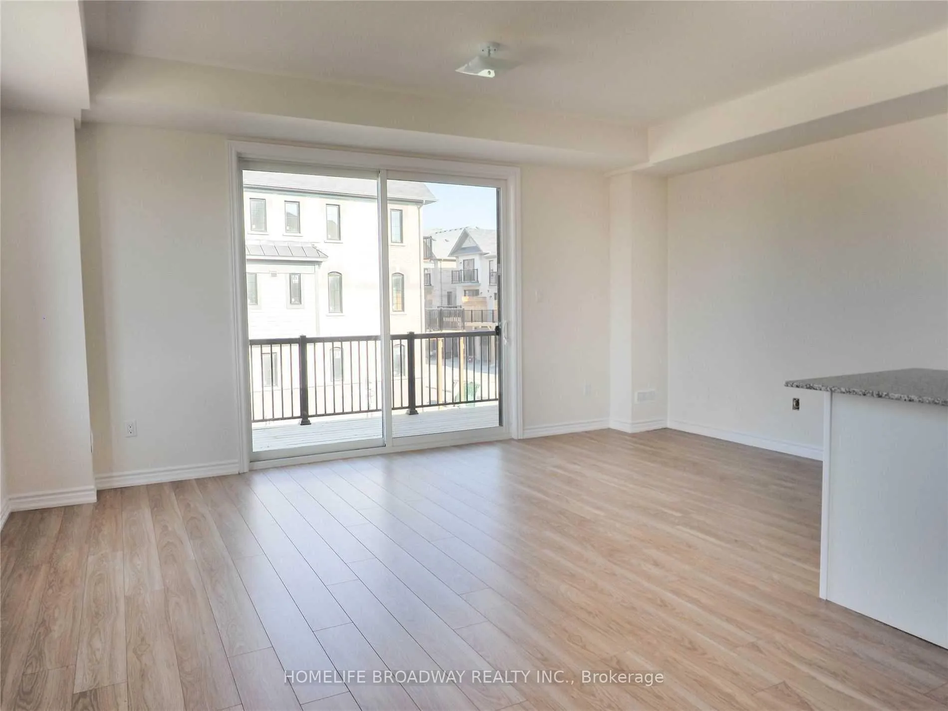 Photo 7 of 105 Cornell Centre Boulevard, Markham, Cornell — HOMEH