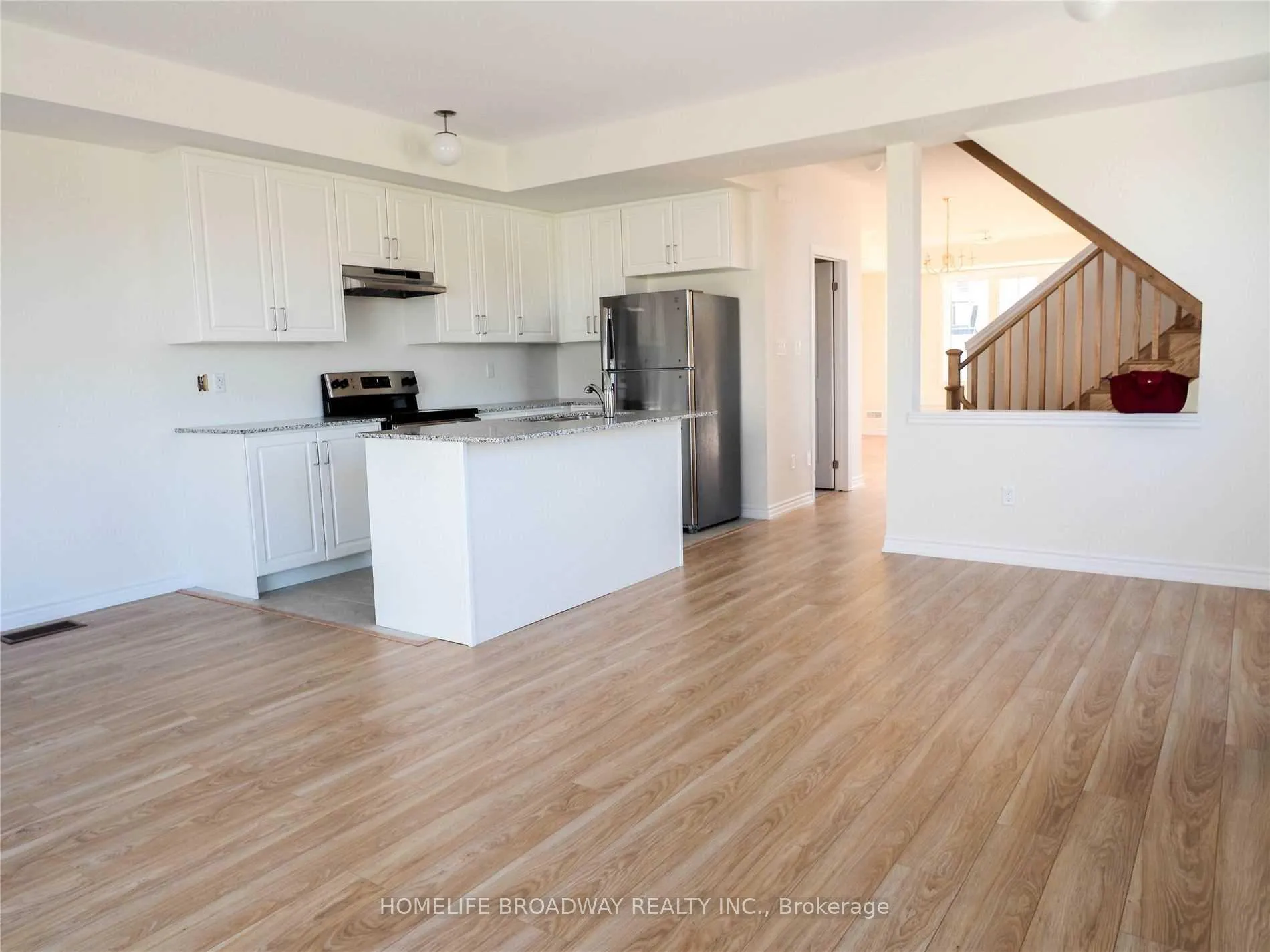 Photo 8 of 105 Cornell Centre Boulevard, Markham, Cornell — HOMEH