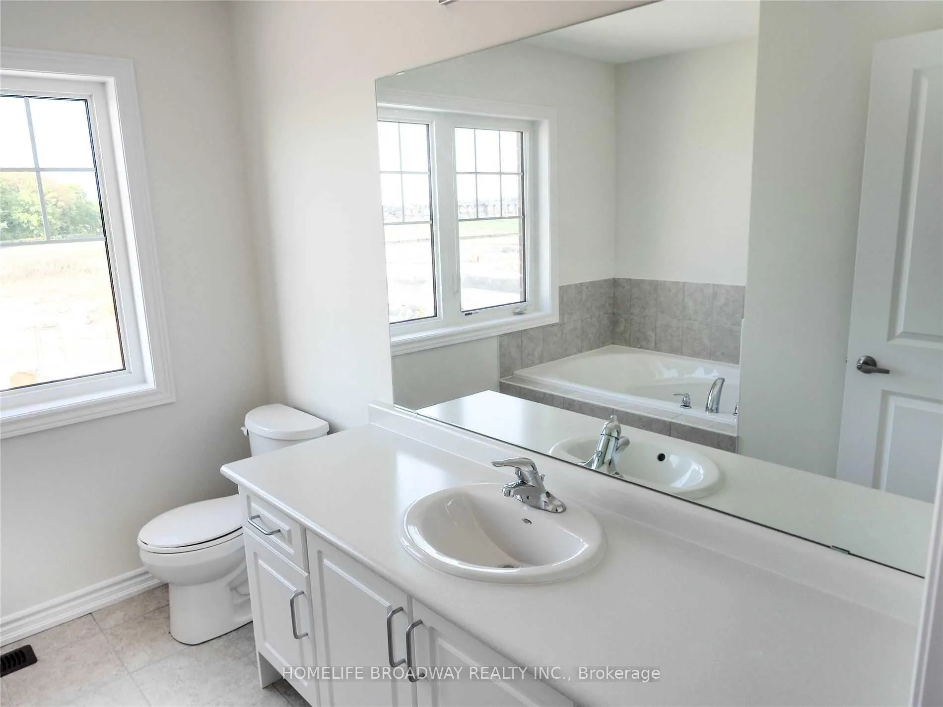 Photo 12 of 105 Cornell Centre Boulevard, Markham, Cornell — HOMEH