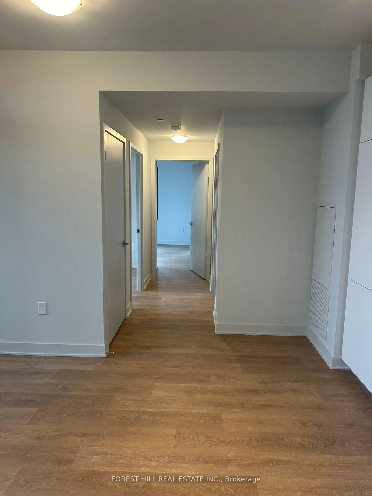 Photo 5 of Unit 1702, 2920 Highway 7 W, Vaughan, Concord — HOMEH